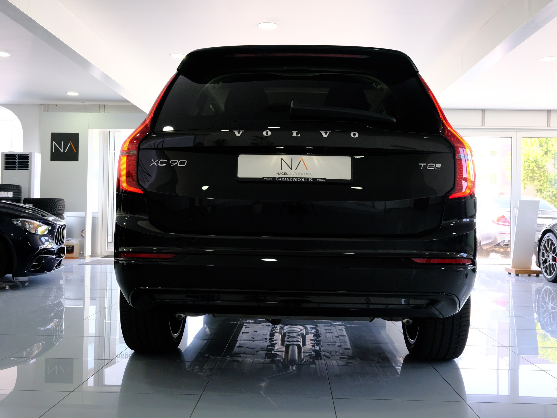 VOLVO XC90 T8 eAWD PluginHybrid Plus Dark Geartronic-image-5