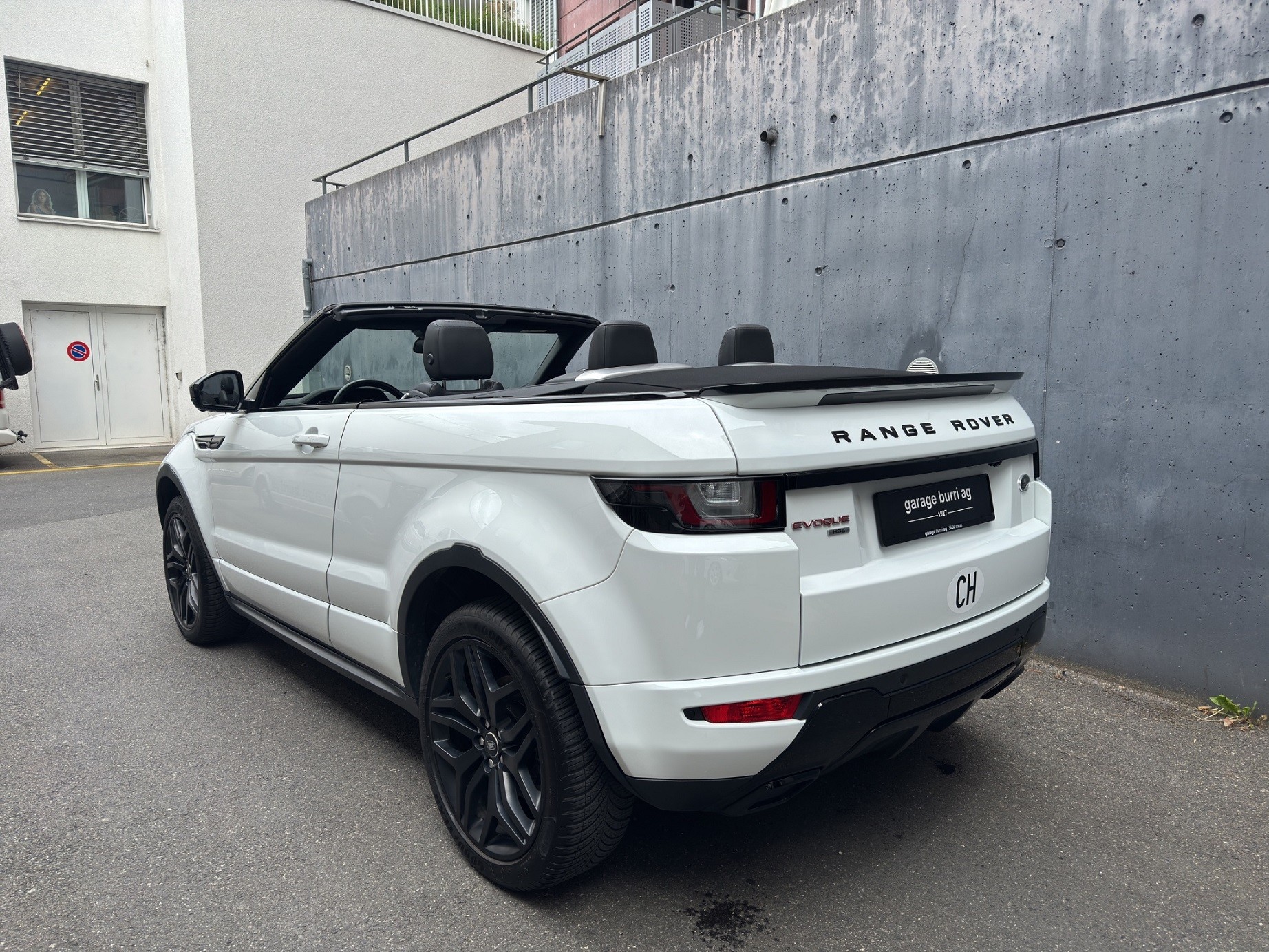 LAND ROVER Range Rover Evoque Convertible 2.0 Si4 HSE Dynamic-image-7
