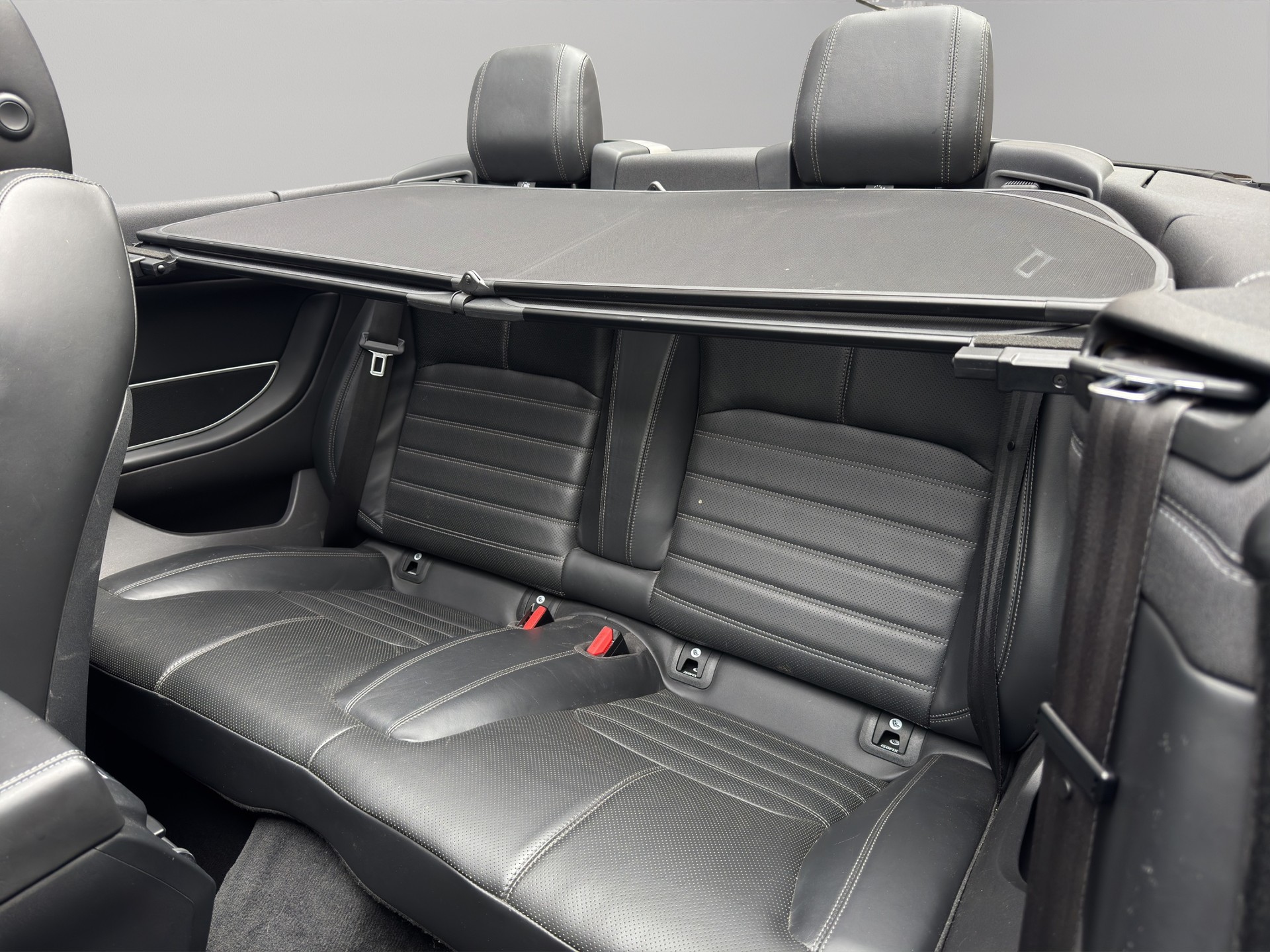 LAND ROVER Range Rover Evoque Convertible 2.0 Si4 HSE Dynamic-image-15