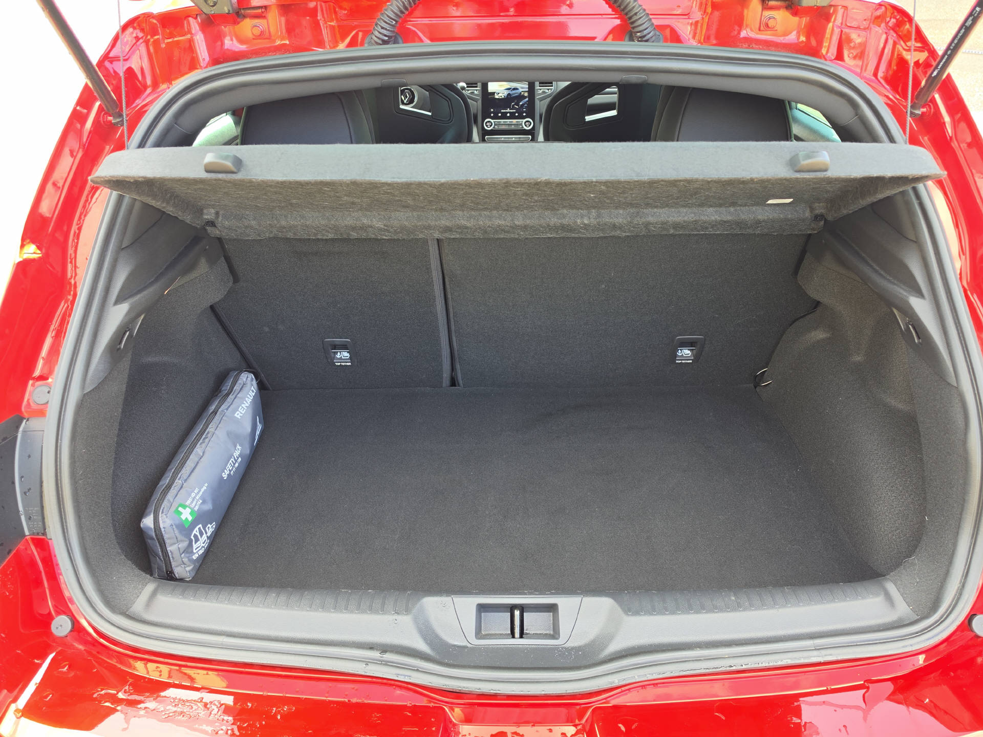 RENAULT Mégane Sport 1.8 T Trophy EDC-image-9