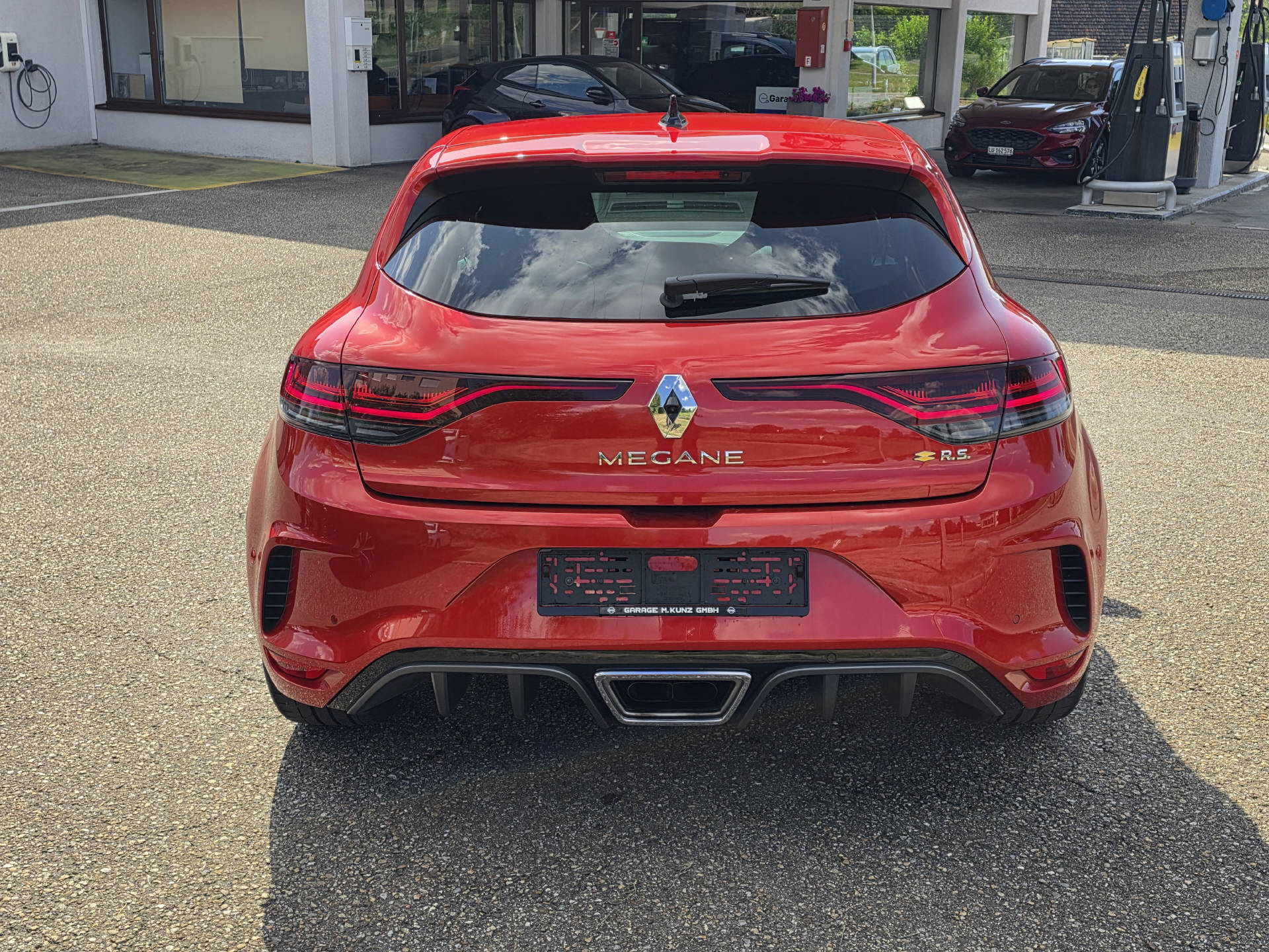 RENAULT Mégane Sport 1.8 T Trophy EDC-showroom-element-3