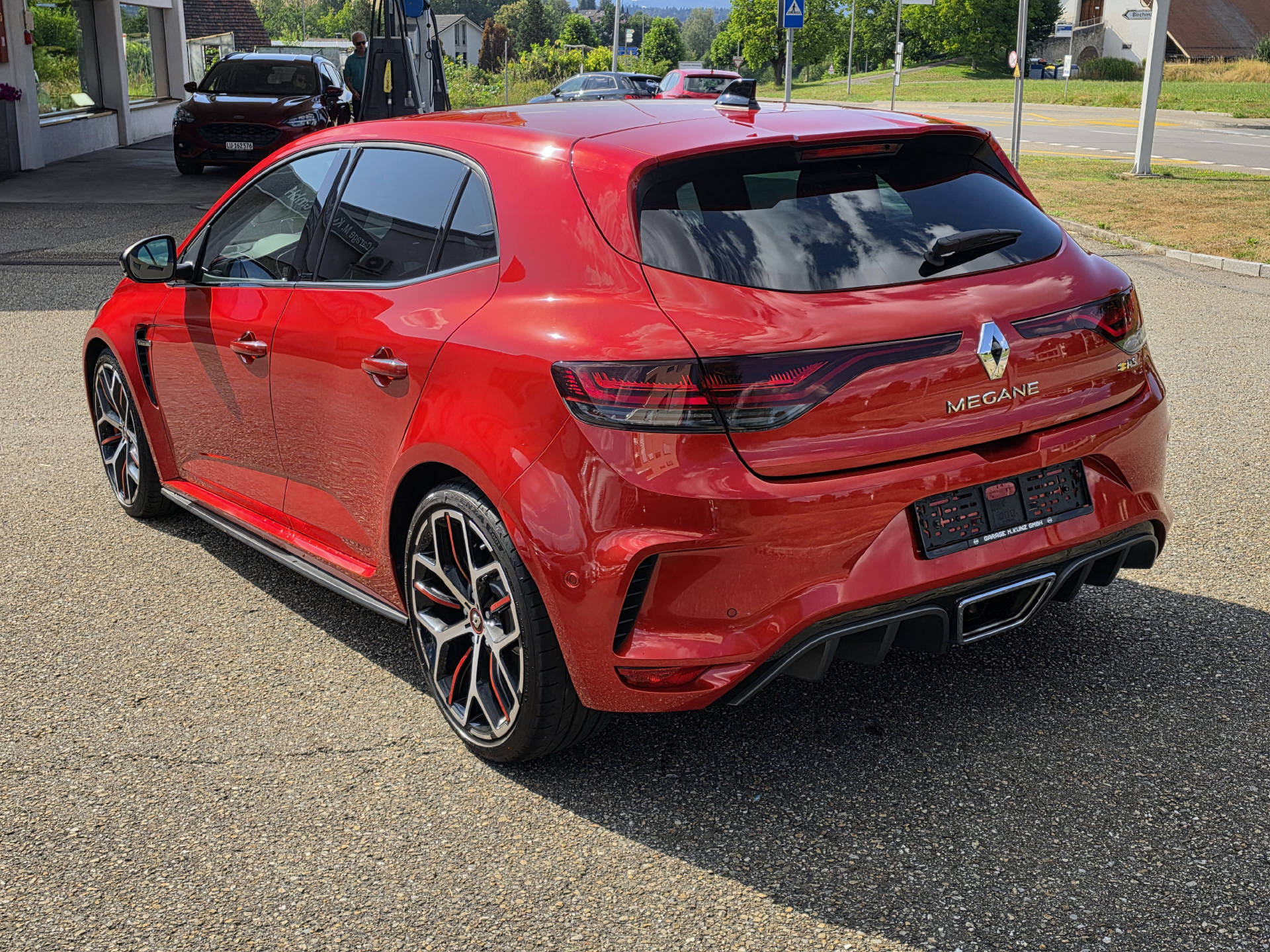 RENAULT Mégane Sport 1.8 T Trophy EDC-showroom-element-2