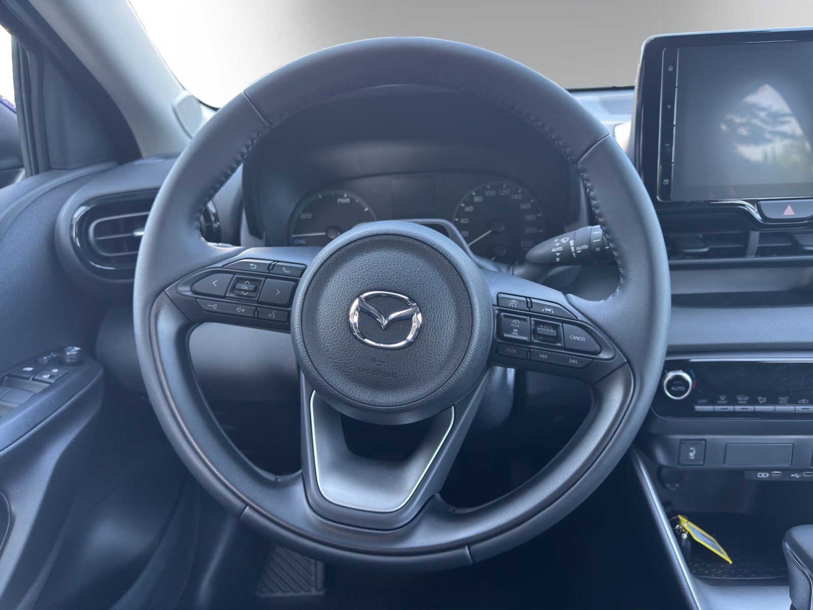 MAZDA 2 Hybrid Centre-Line-image-11