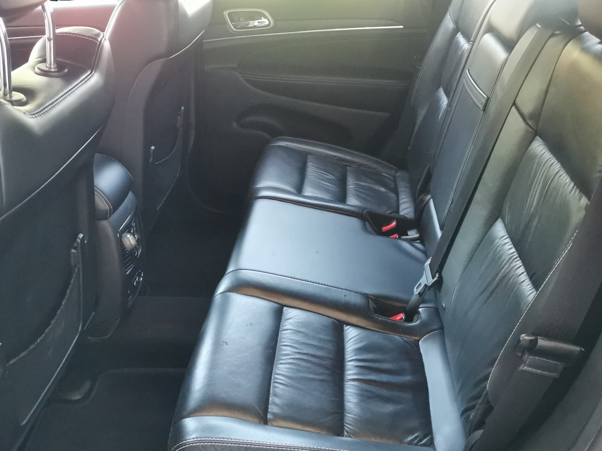 JEEP Grand Cherokee 3.0 CRD Limited Automatic-image-13