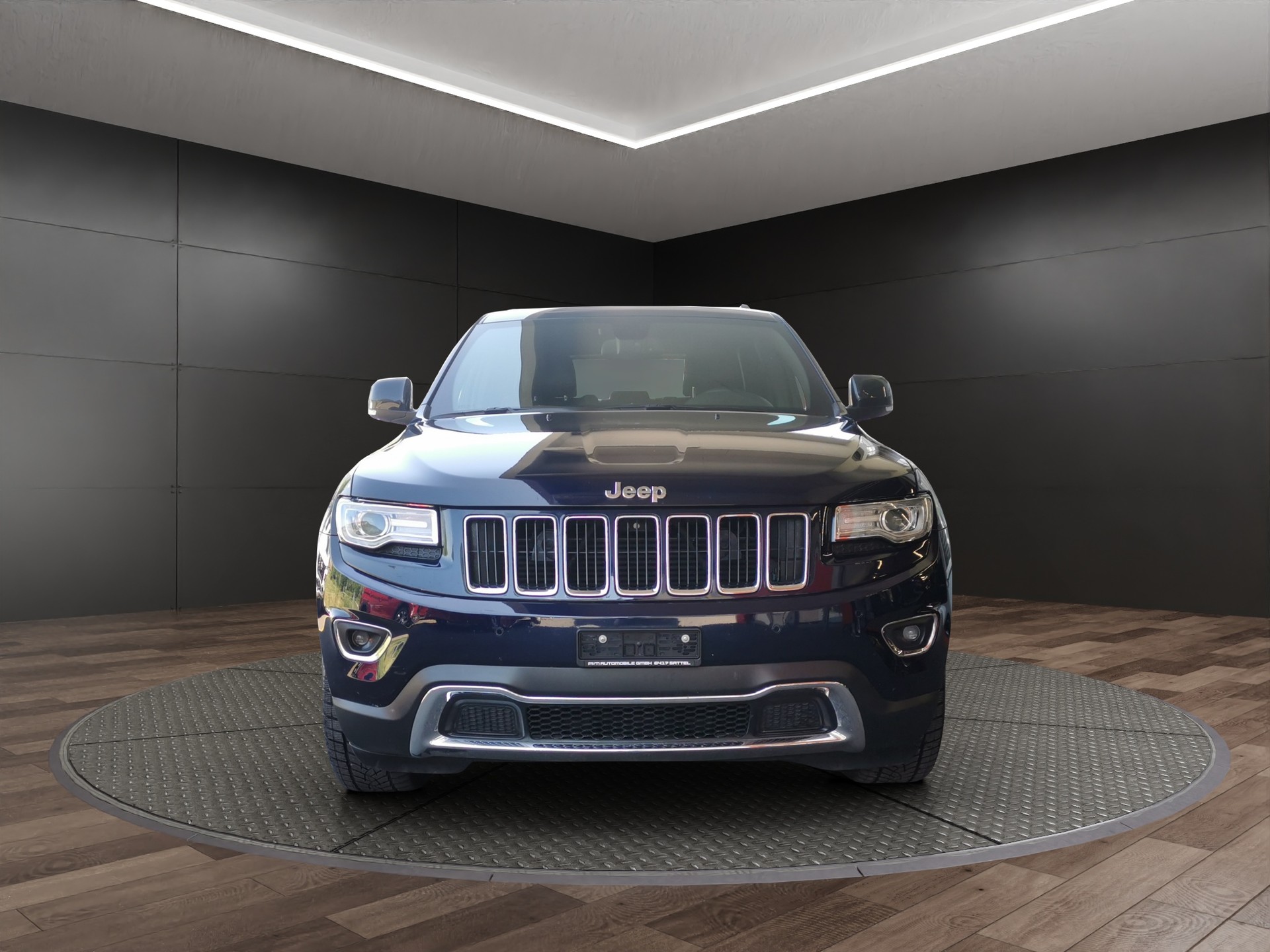 JEEP Grand Cherokee 3.0 CRD Limited Automatic-showroom-element-2