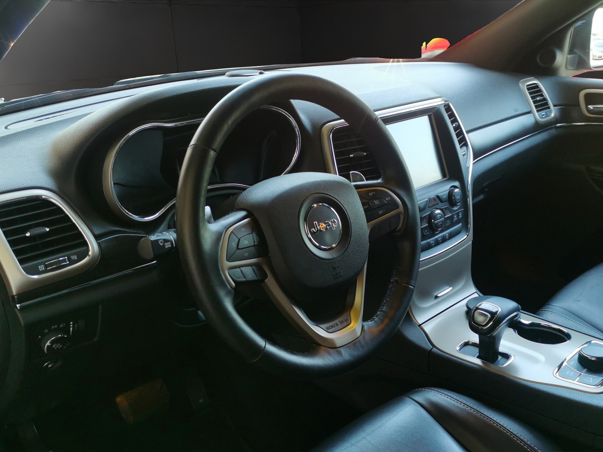 JEEP Grand Cherokee 3.0 CRD Limited Automatic-image-10