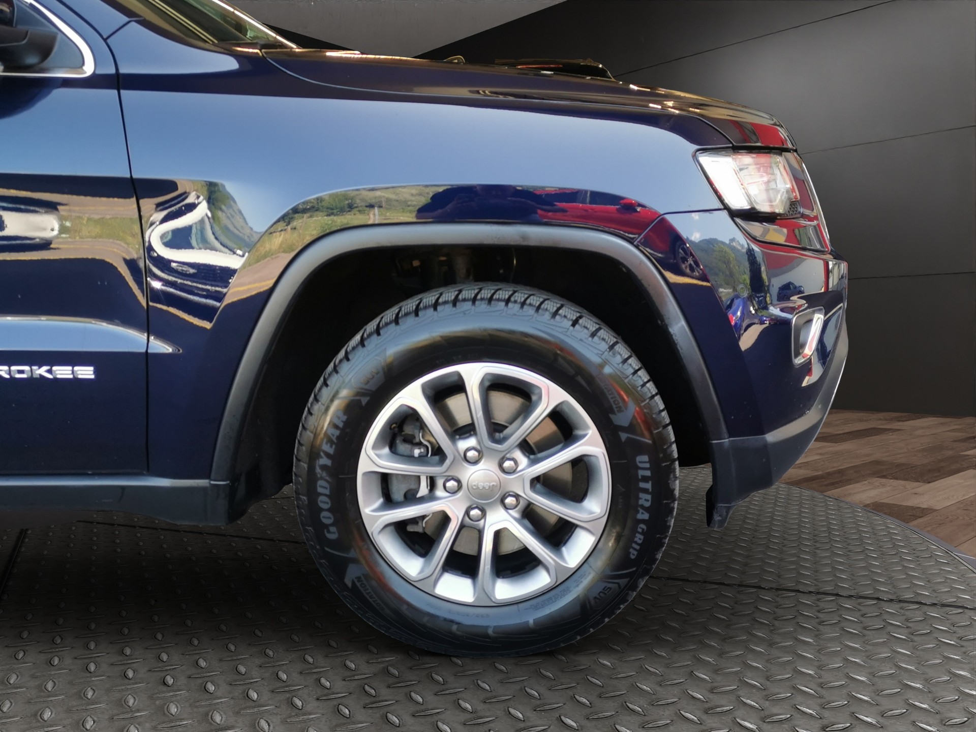 JEEP Grand Cherokee 3.0 CRD Limited Automatic-showroom-element-3