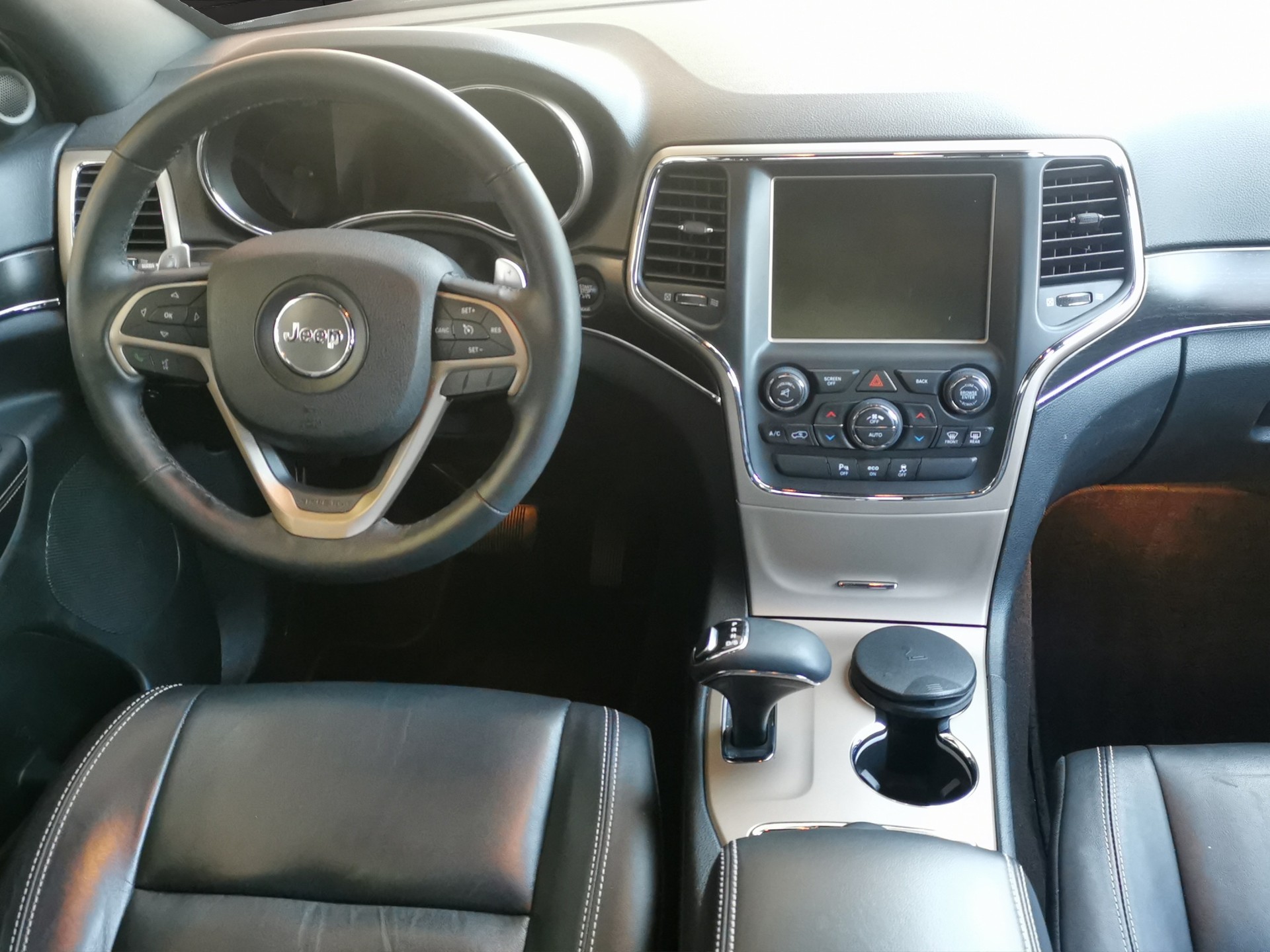 JEEP Grand Cherokee 3.0 CRD Limited Automatic-image-16