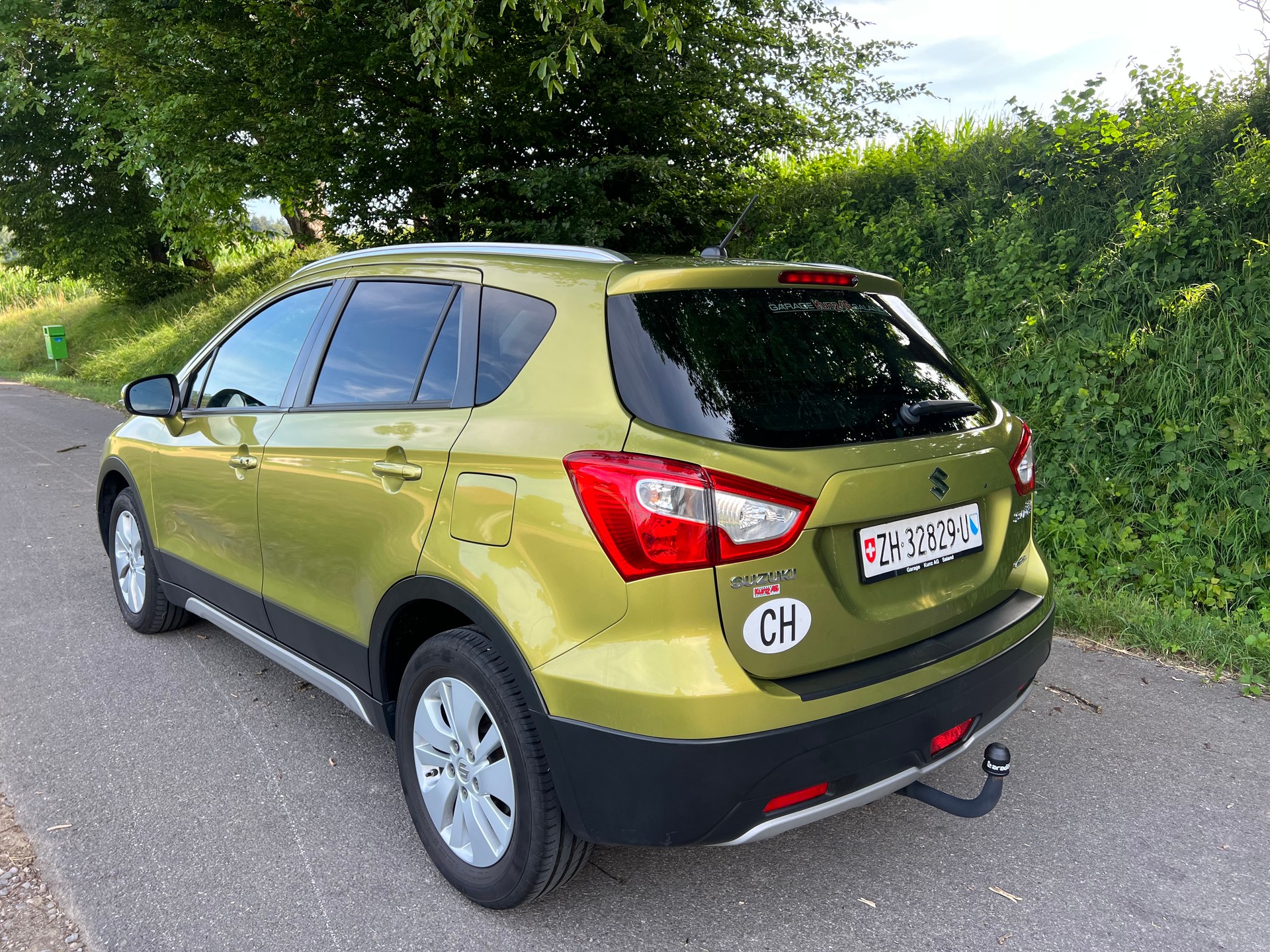 SUZUKI SX4 S-Cross 1.6 TD Sergio Cellano Top 4WD-image-5