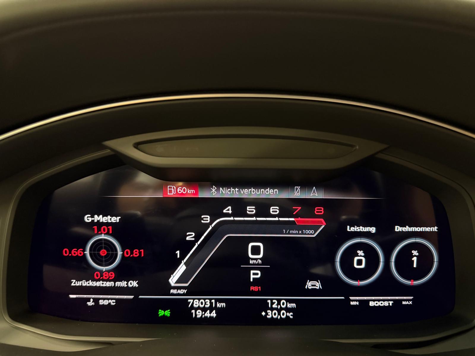 AUDI RSQ8 Limited Grey&Black Performance quattro tiptronic 2Jahre Garantie-image-17