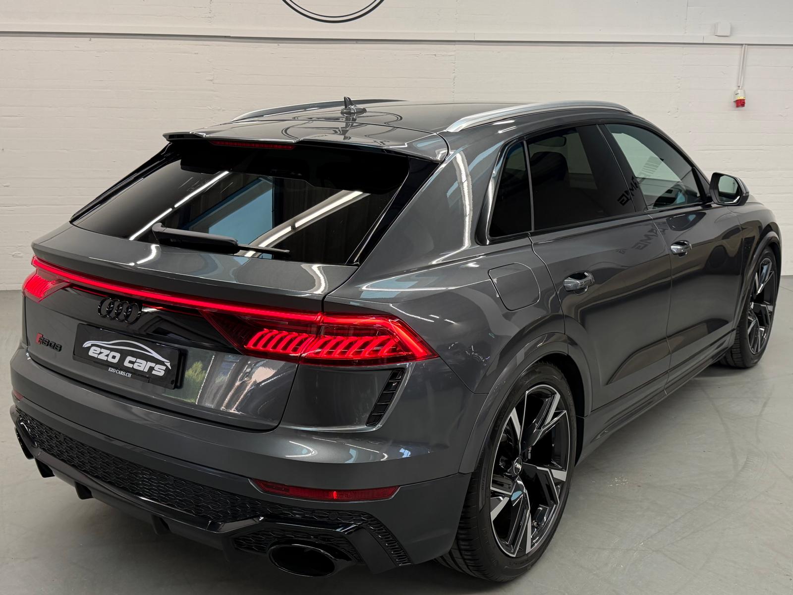 AUDI RSQ8 Limited Grey&Black Performance quattro tiptronic 2Jahre Garantie-image-5