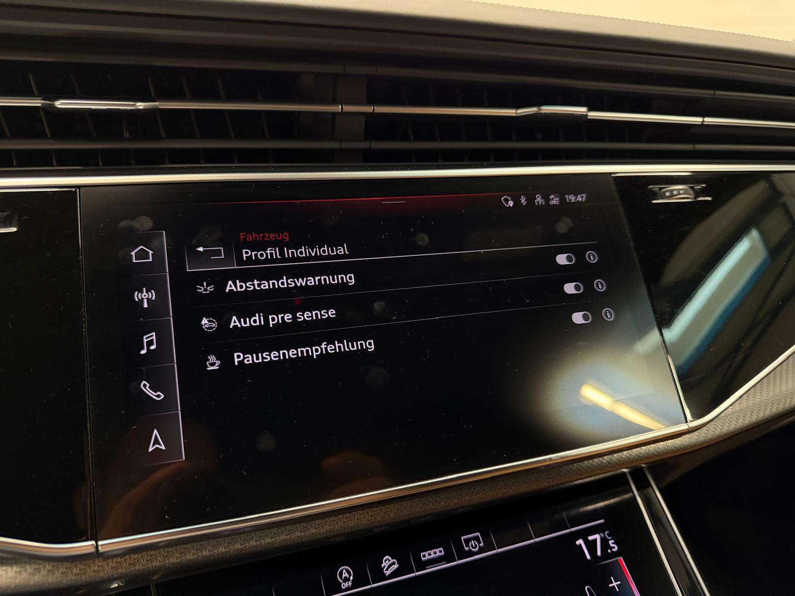 AUDI RSQ8 Limited Grey&Black Performance quattro tiptronic 2Jahre Garantie-image-28