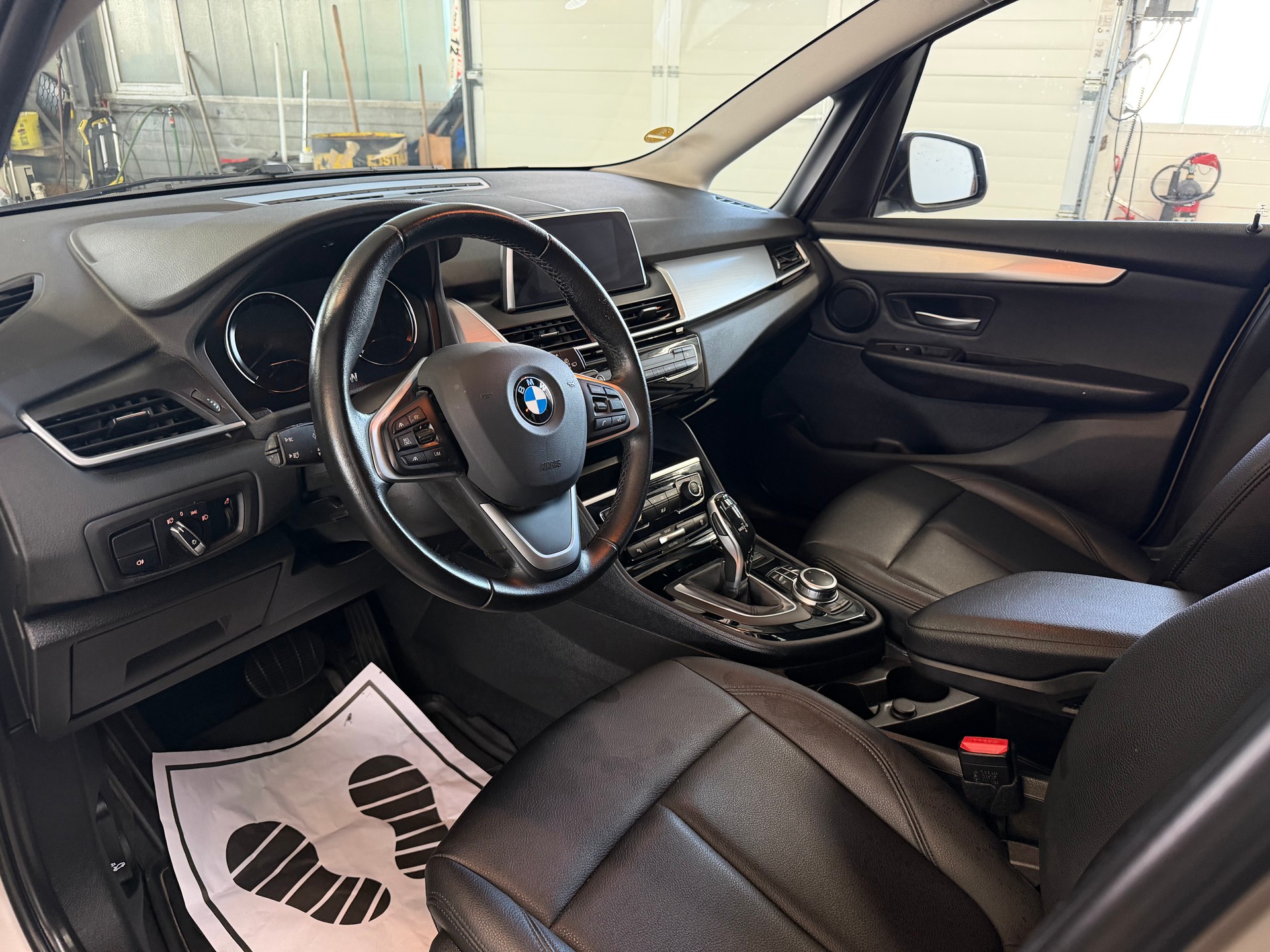BMW 220d xDrive Gran Tourer Steptronic | CH-Auto | Frisch MFK | Frisch Service | 7-Plätzer | AHK-image-6