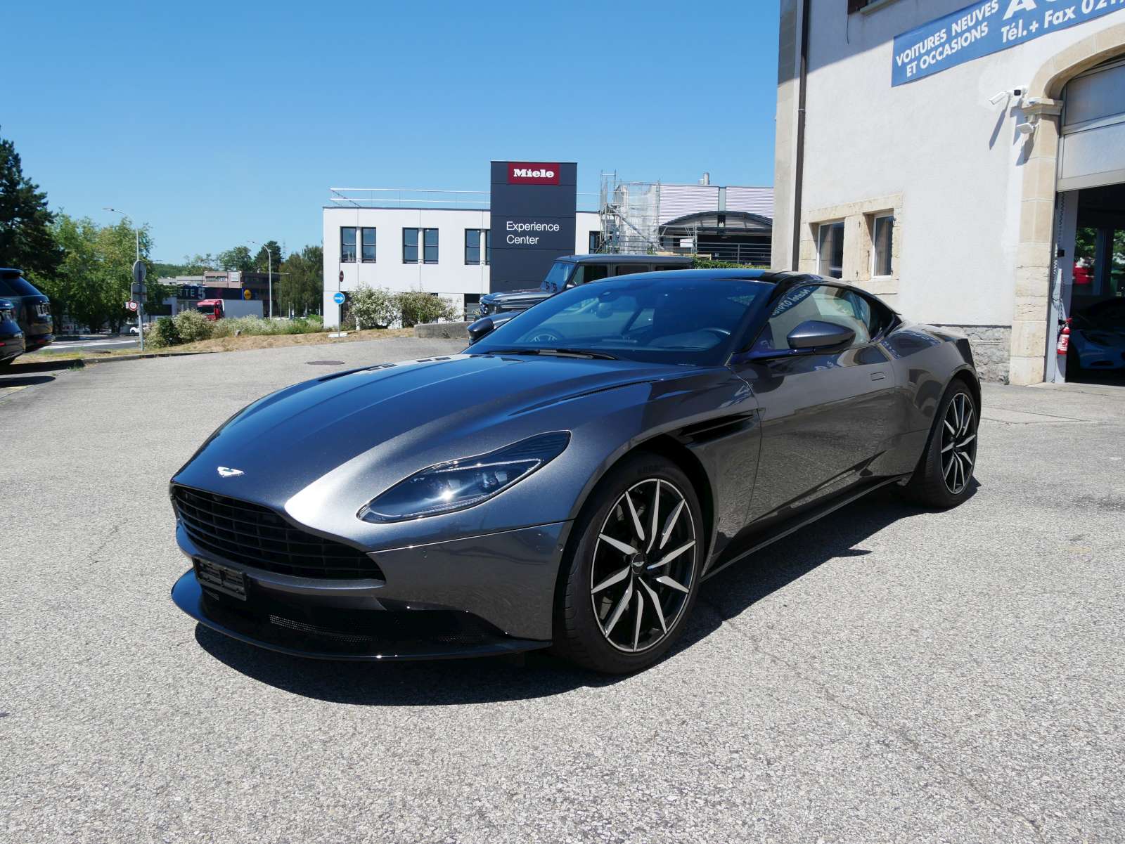 ASTON MARTIN DB11 V8 Touchtronic 3-image-0