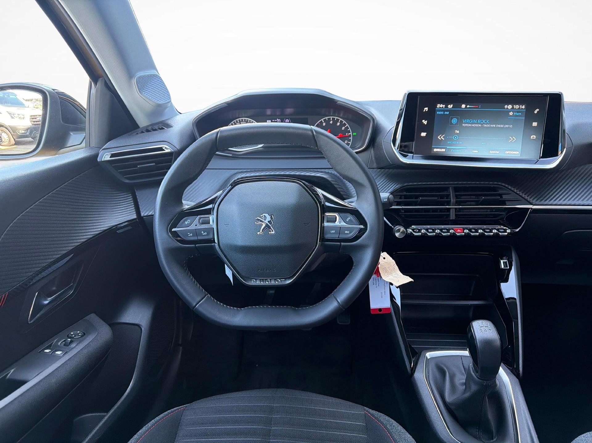 PEUGEOT 208 1.2 PureTech Active-image-13