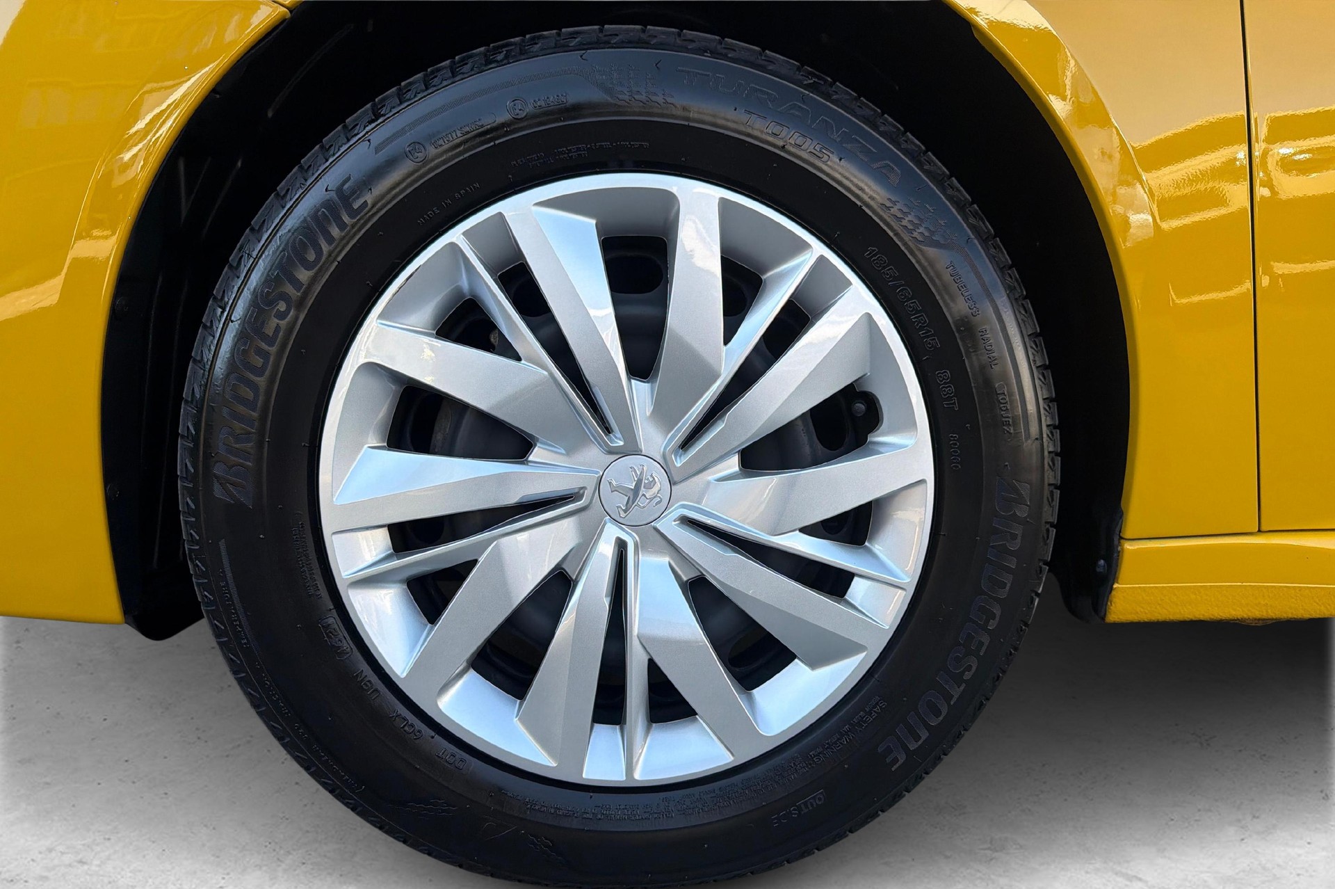 PEUGEOT 208 1.2 PureTech Active-image-17