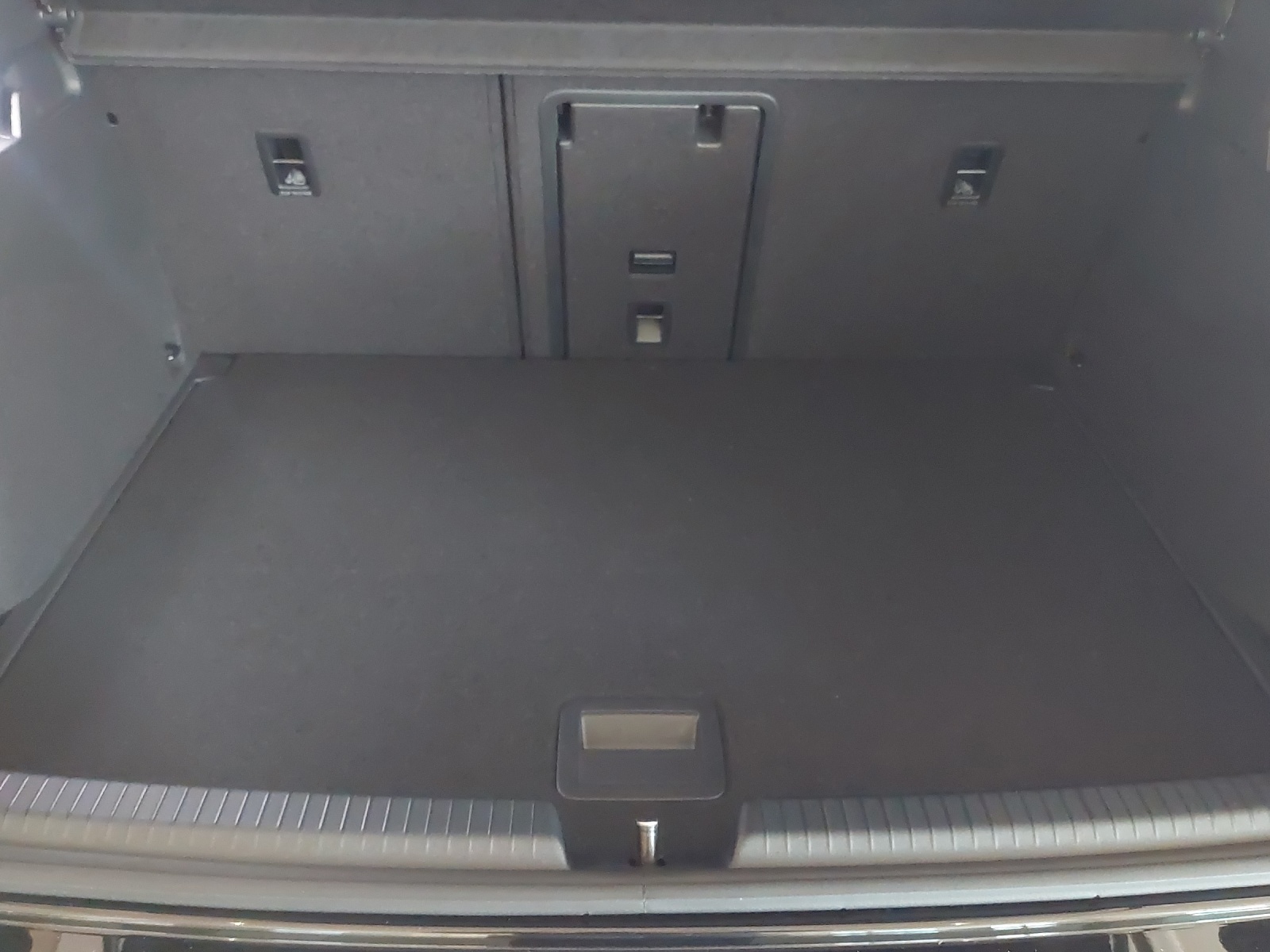 VW ID.3 Neo 50 kWh 170PS Life-image-12