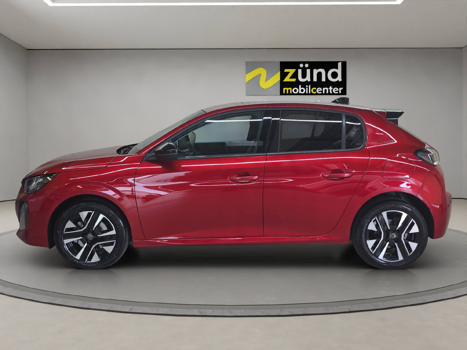 PEUGEOT 208 1.2 Hybrid Allure-image-1