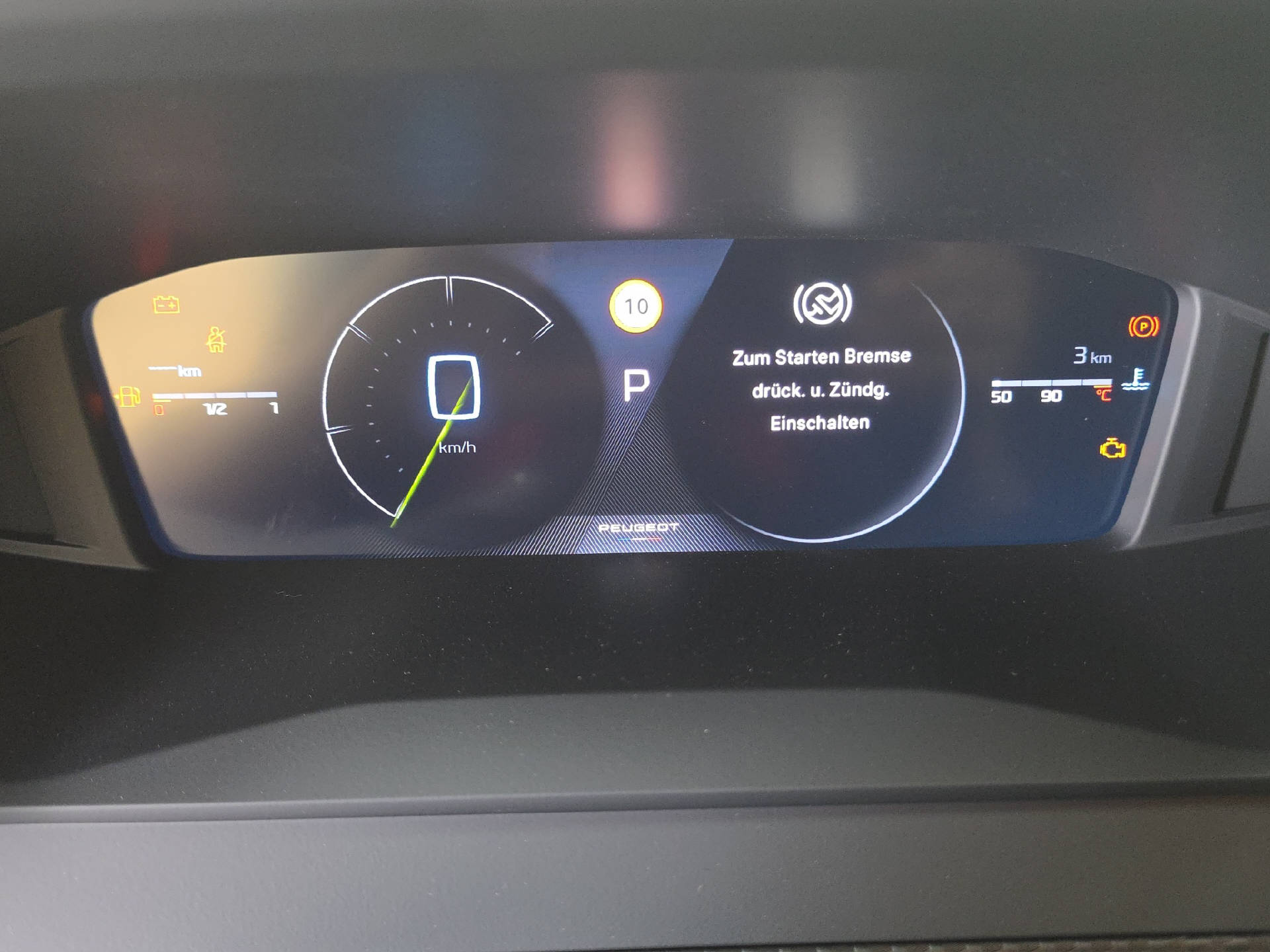 PEUGEOT 208 1.2 Hybrid Allure-image-6