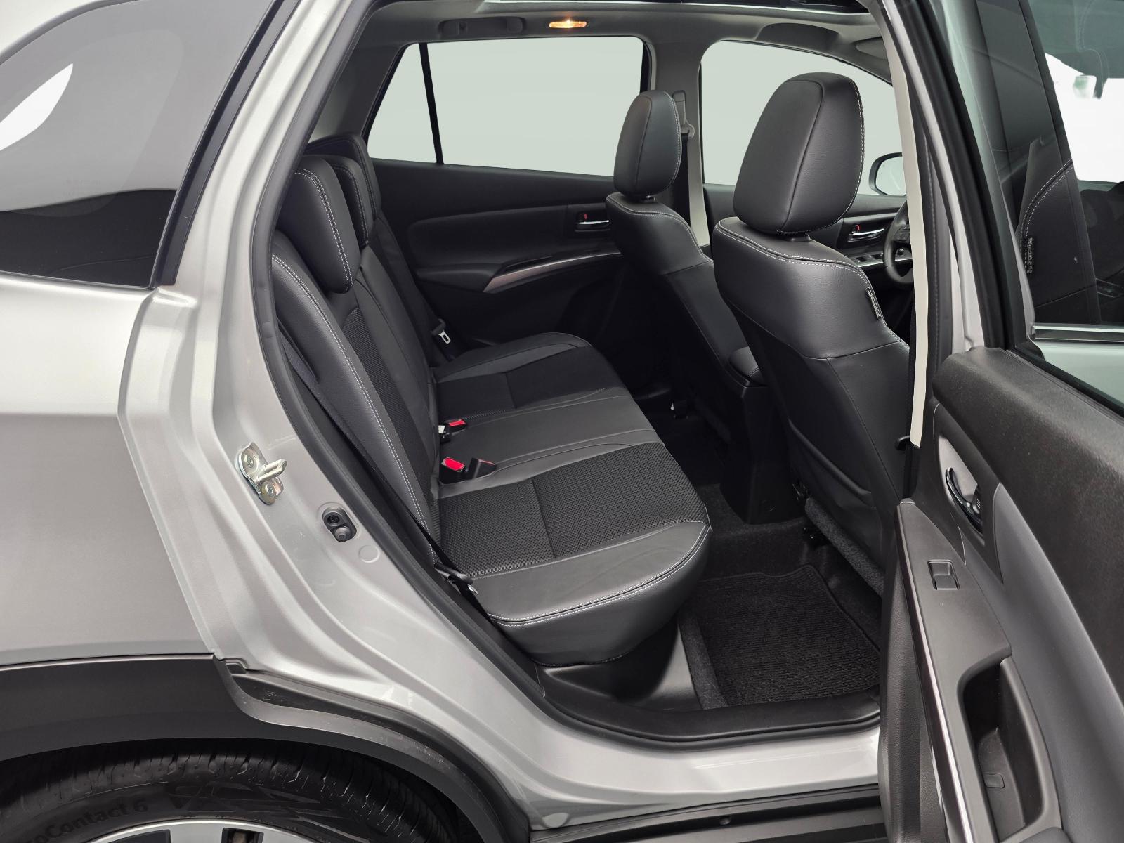 SUZUKI S-Cross 1.4 T Compact Top Hybrid 4x4-image-9