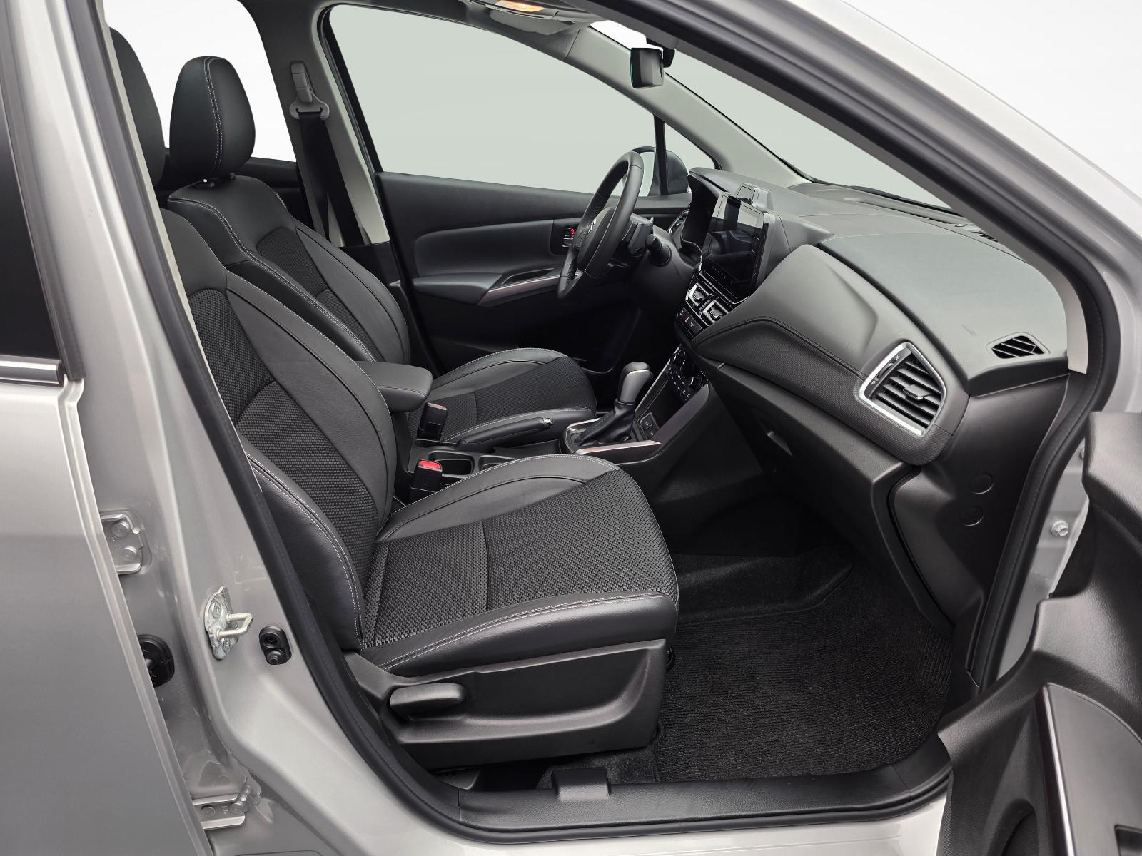 SUZUKI S-Cross 1.4 T Compact Top Hybrid 4x4-image-8