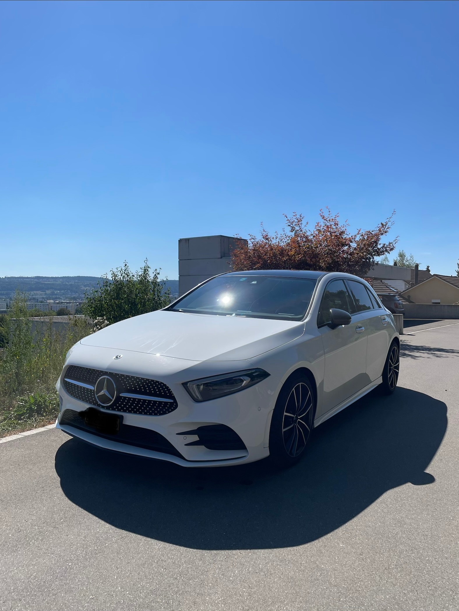 MERCEDES-BENZ A180 Night Star AMG Line-image-1