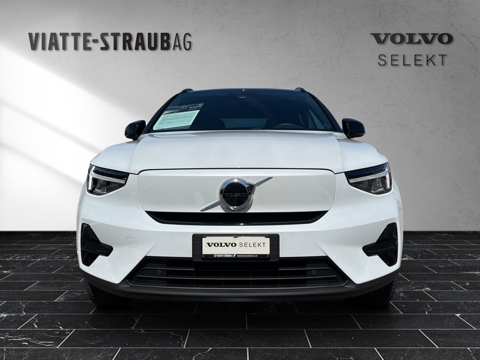VOLVO XC40 E80 Twin Plus AWD-image-7