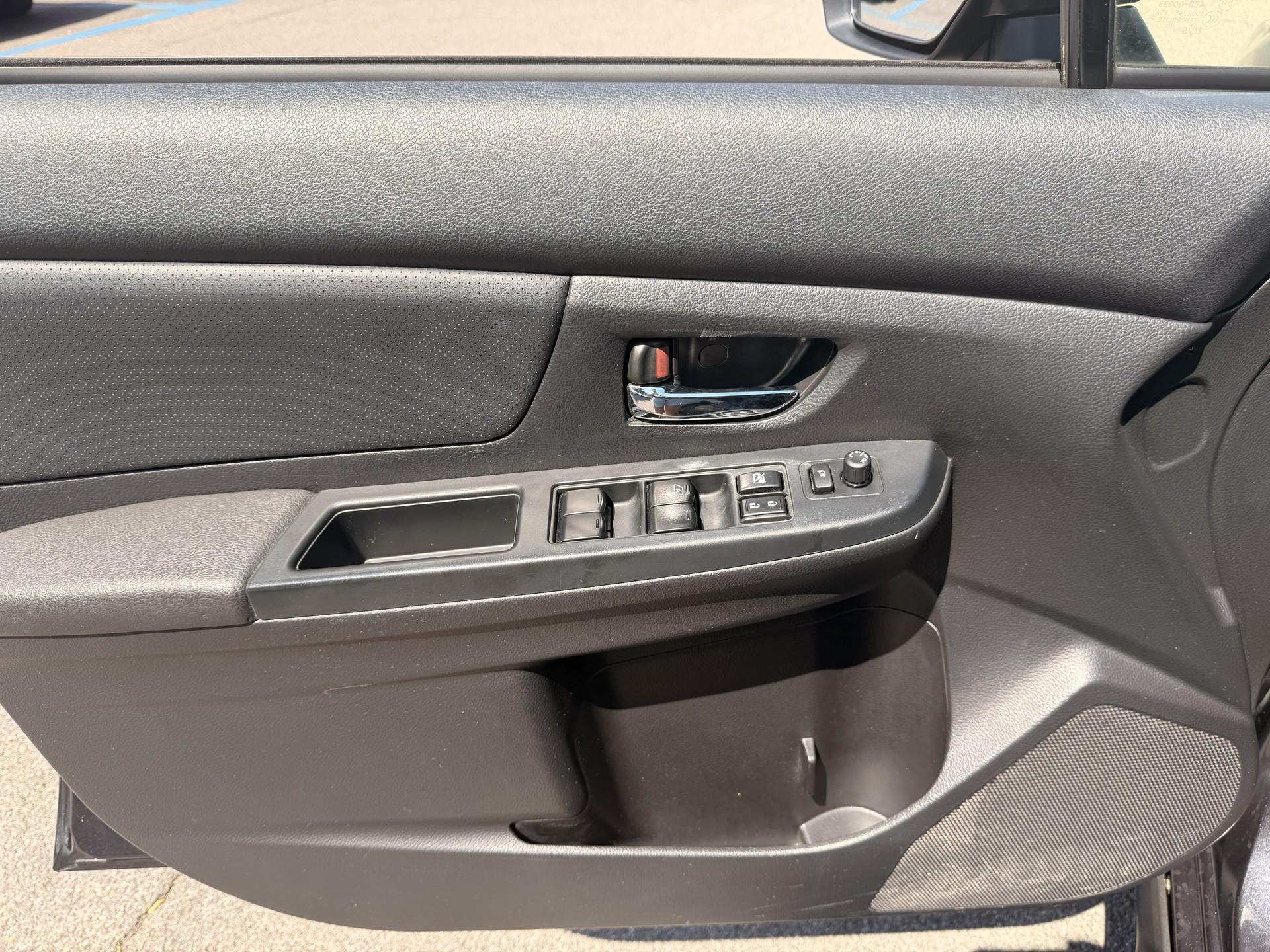 SUBARU XV 2.0 Swiss Two AWD CVT-image-16