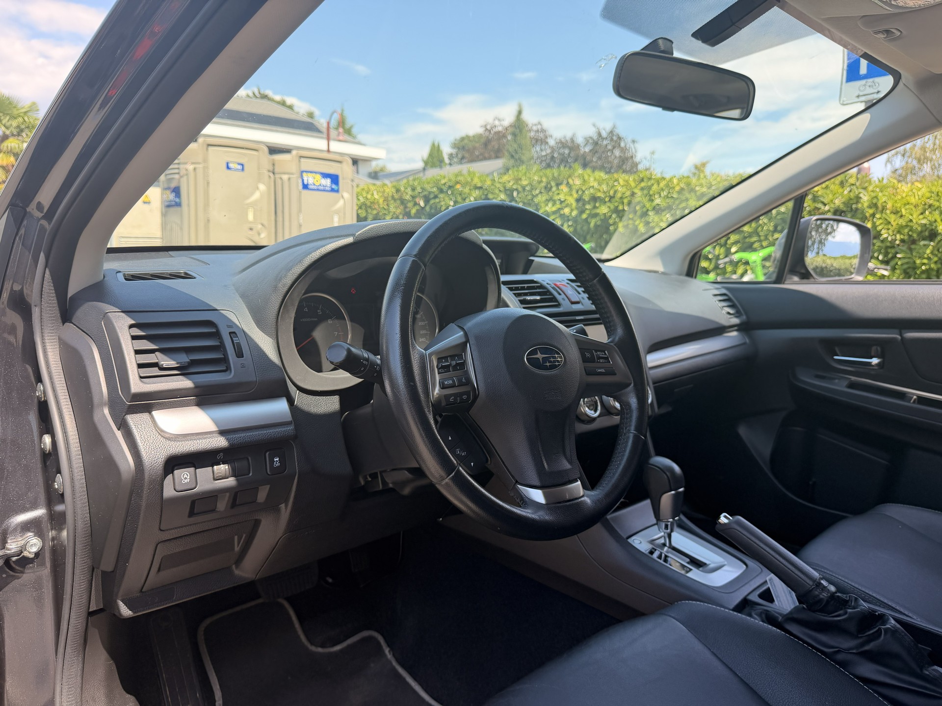 SUBARU XV 2.0 Swiss Two AWD CVT-image-8