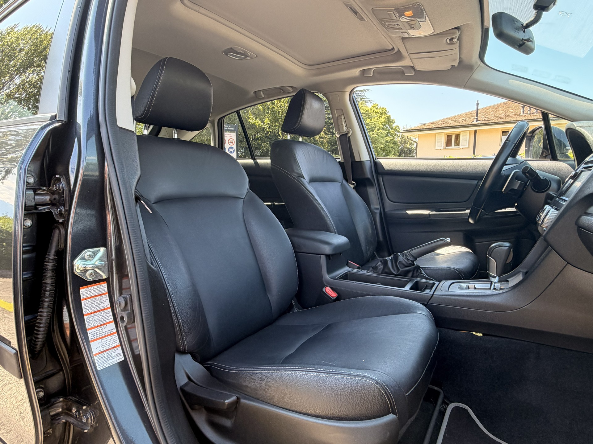 SUBARU XV 2.0 Swiss Two AWD CVT-image-19