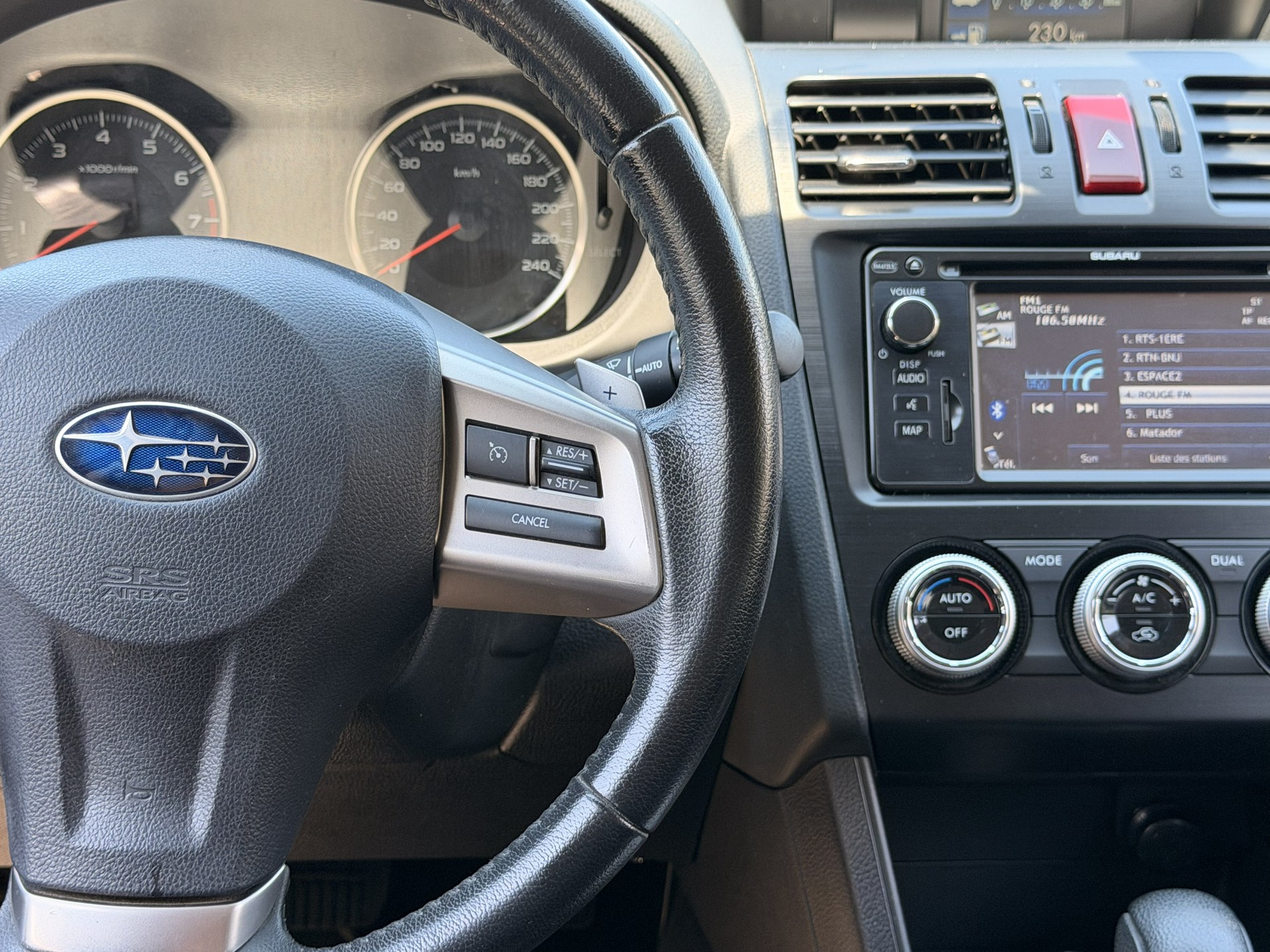 SUBARU XV 2.0 Swiss Two AWD CVT-image-13