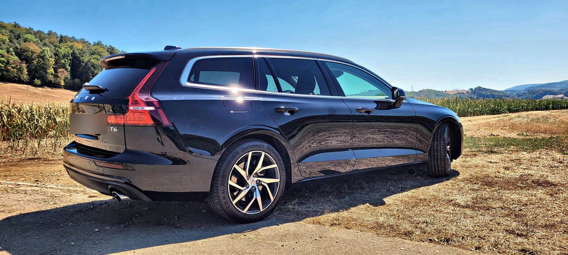 VOLVO 2.0 T6 Momentum AWD-image-1