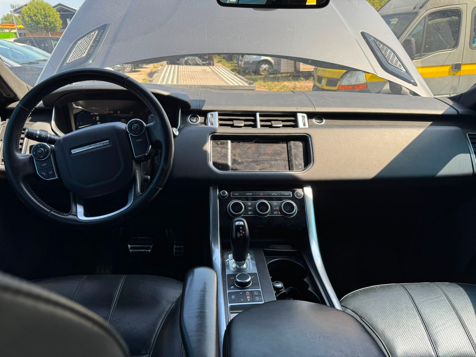 LAND ROVER Range Rover Sport 4.4 SDV8 HSE Automatic-image-12