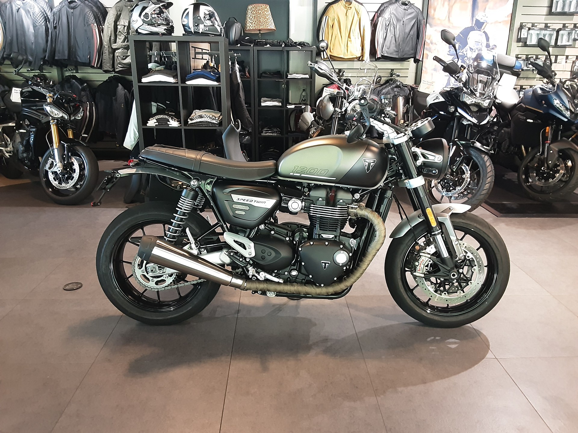 TRIUMPH Speed Twin 1200
