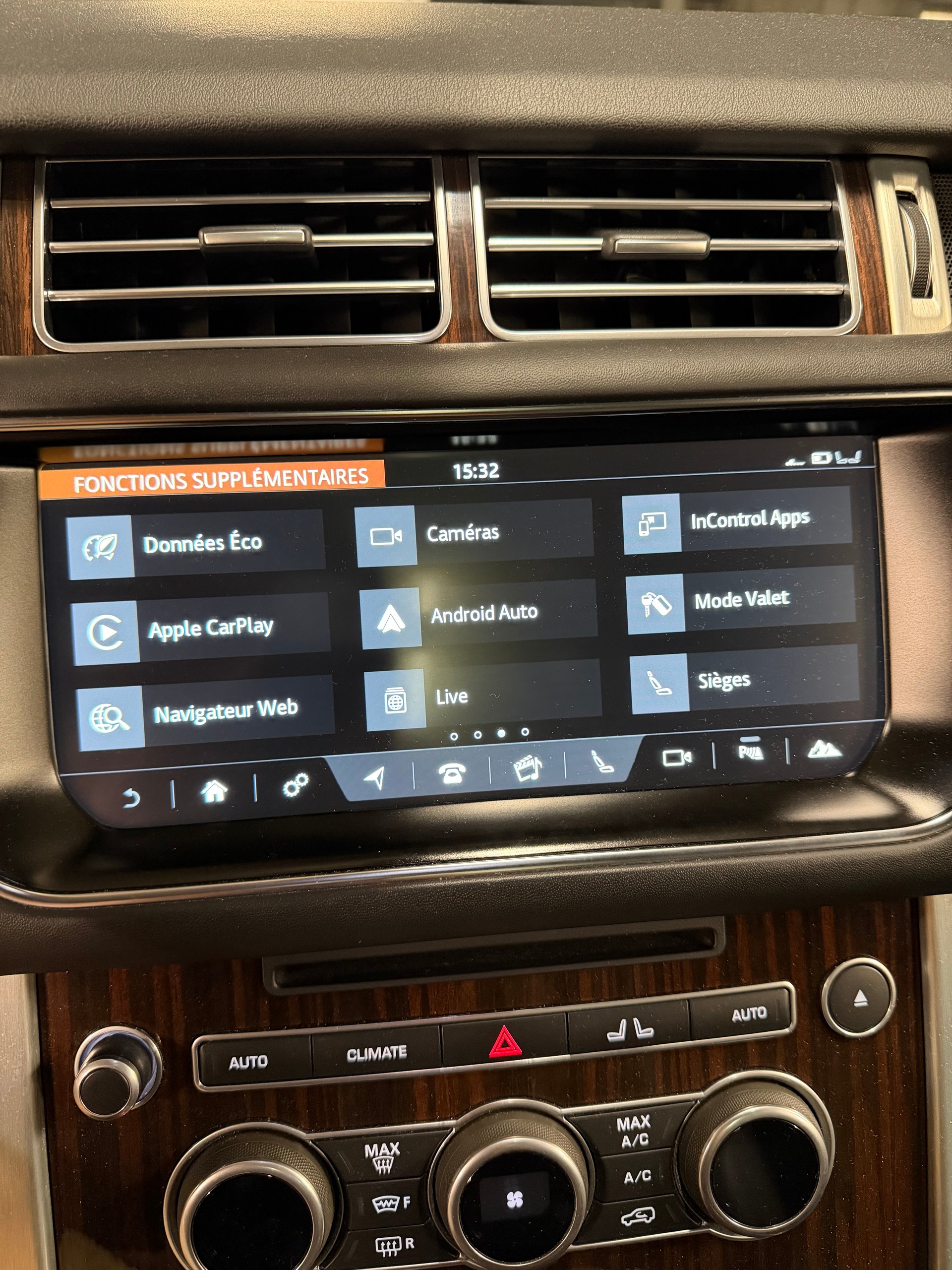 LAND ROVER 3.0 TDV6 Vogue-image-5