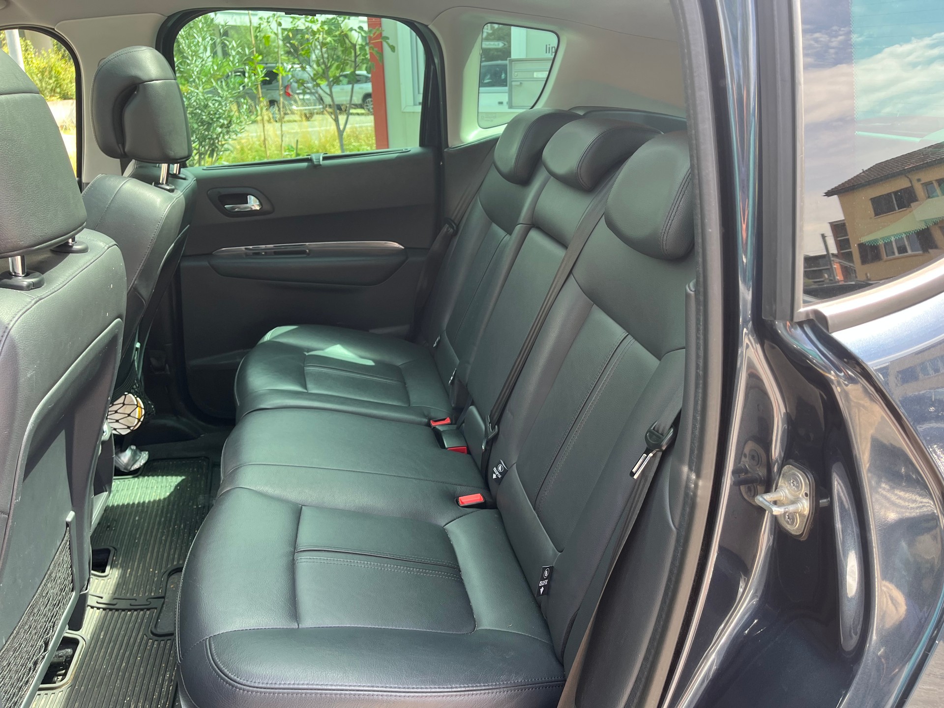 PEUGEOT 3008 2.0 HDI Sport Pack Tiptronic-image-7