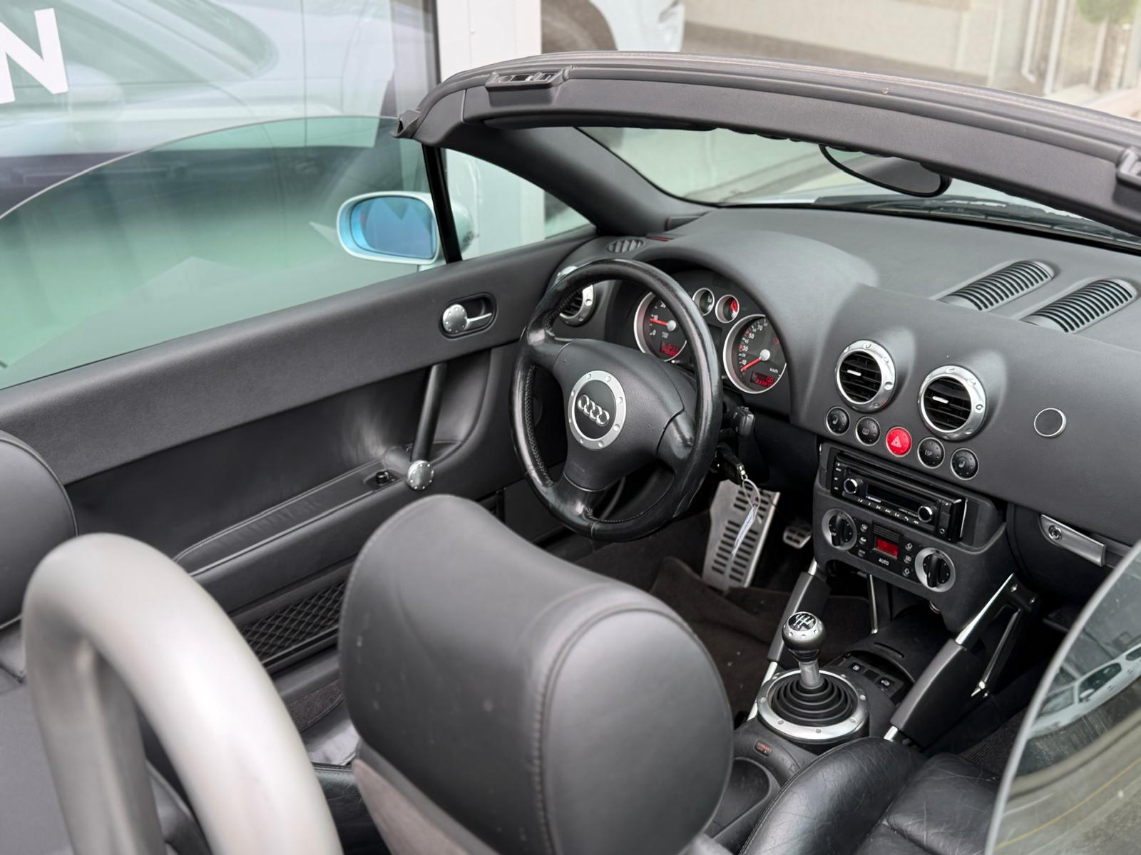 AUDI TT Roadster 1.8 T-image-12