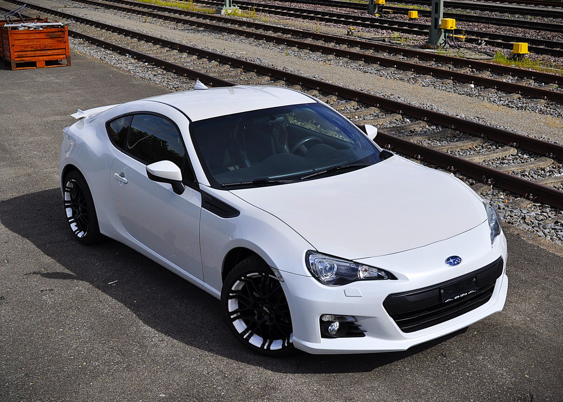 SUBARU BRZ 2.0R-image-14