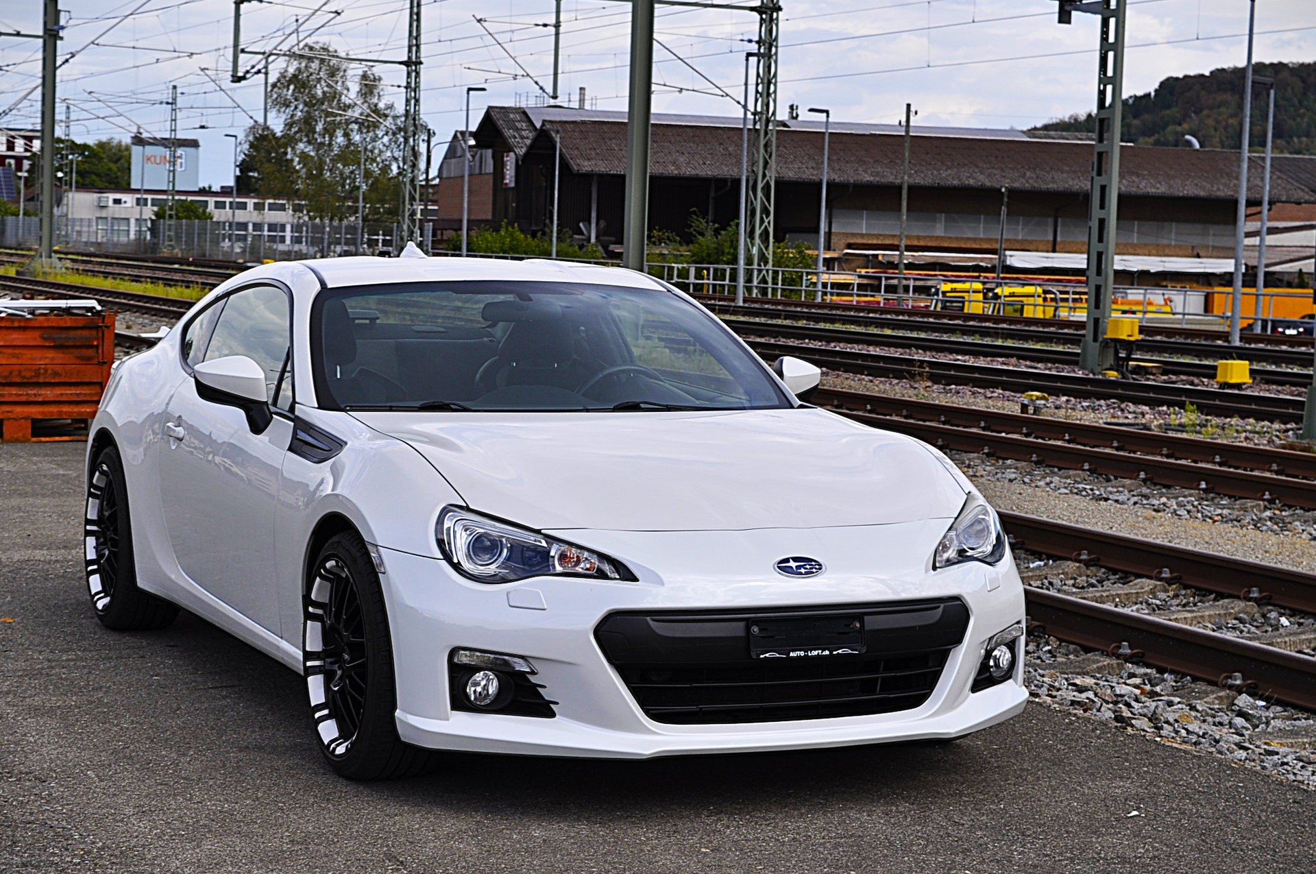 SUBARU BRZ 2.0R-image-4