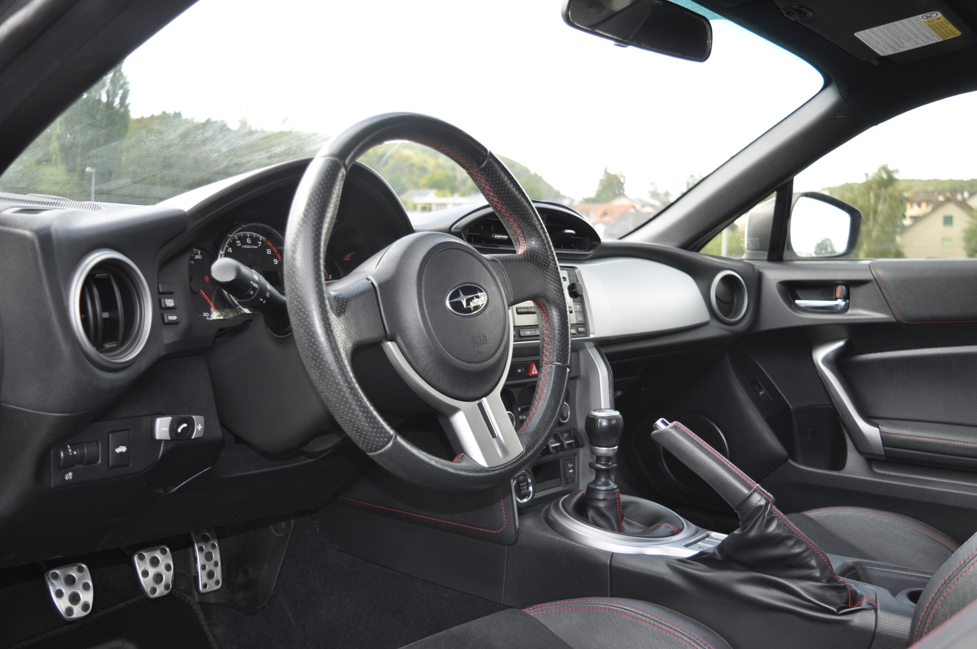 SUBARU BRZ 2.0R-image-10
