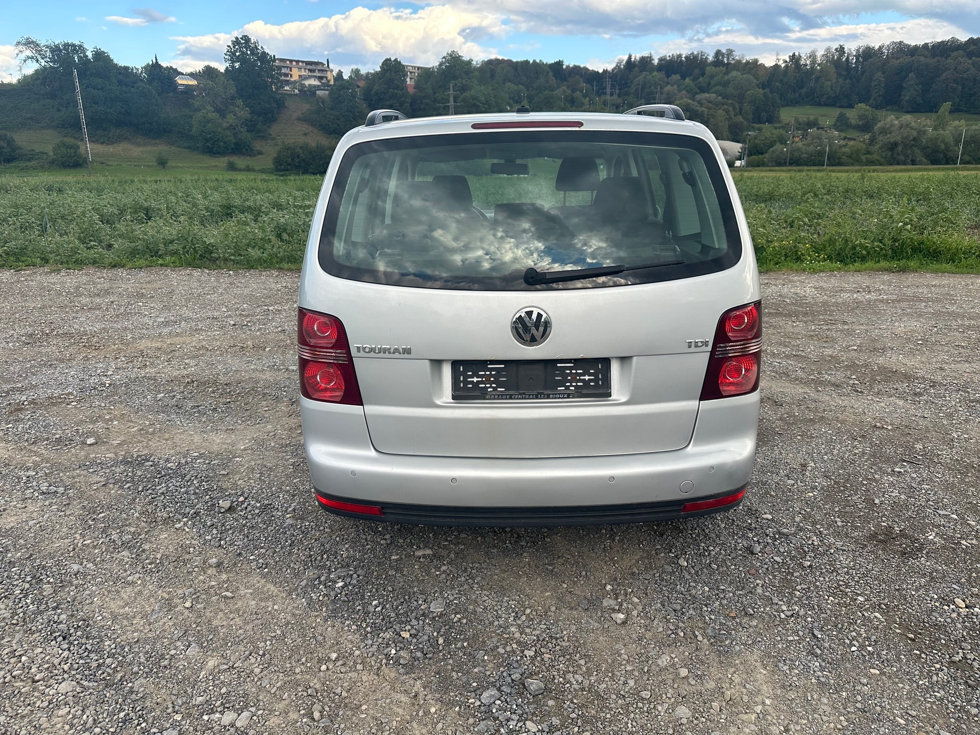 VW Touran 1.9 TDI Trendline DSG-image-8