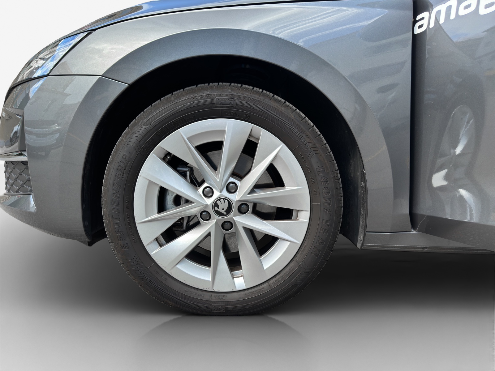 SKODA Octavia Combi 2.0 TSI DSG Selection 4x4-image-14