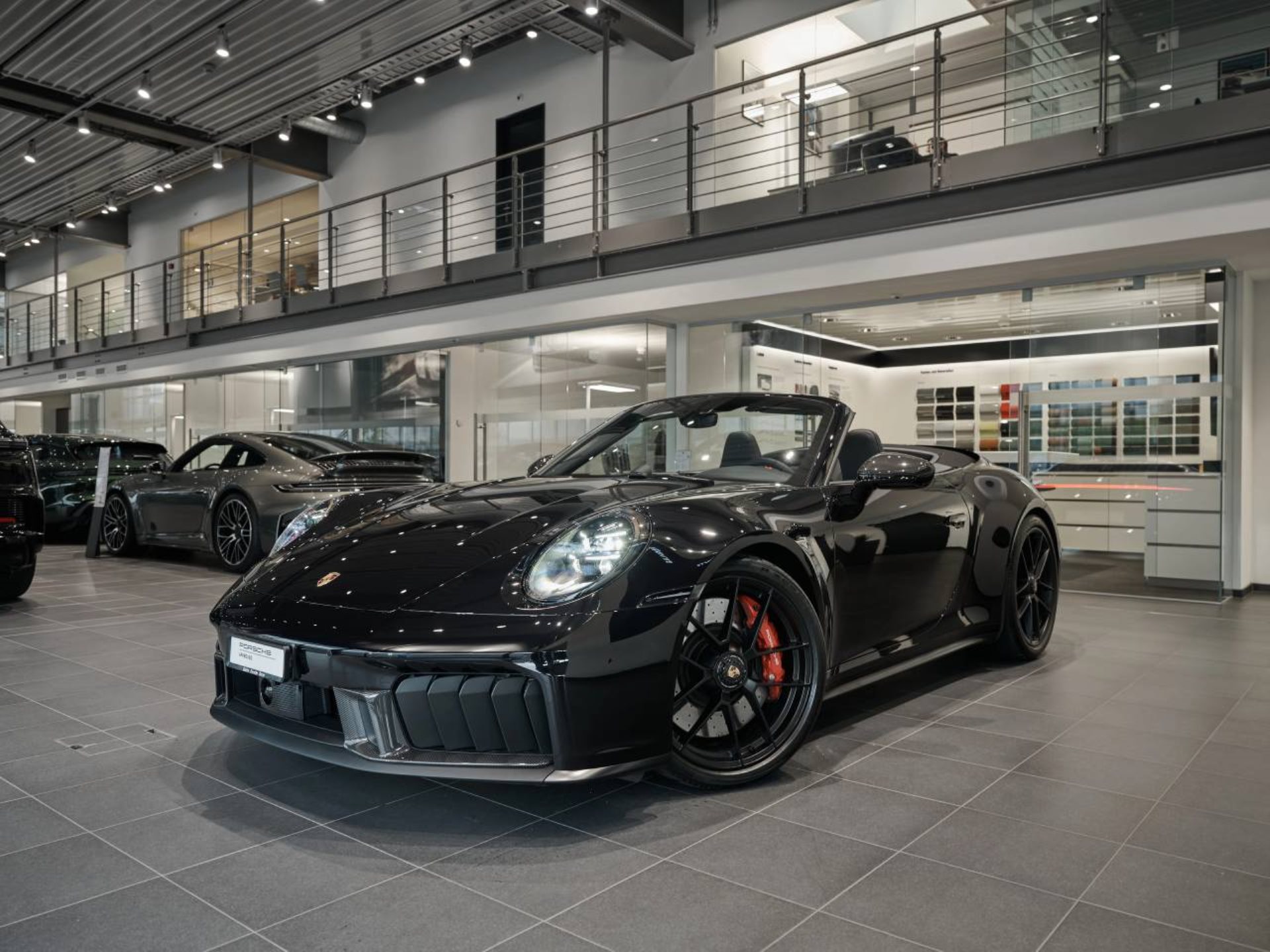 PORSCHE 911 Carrera GTS Cabriolet-image-7