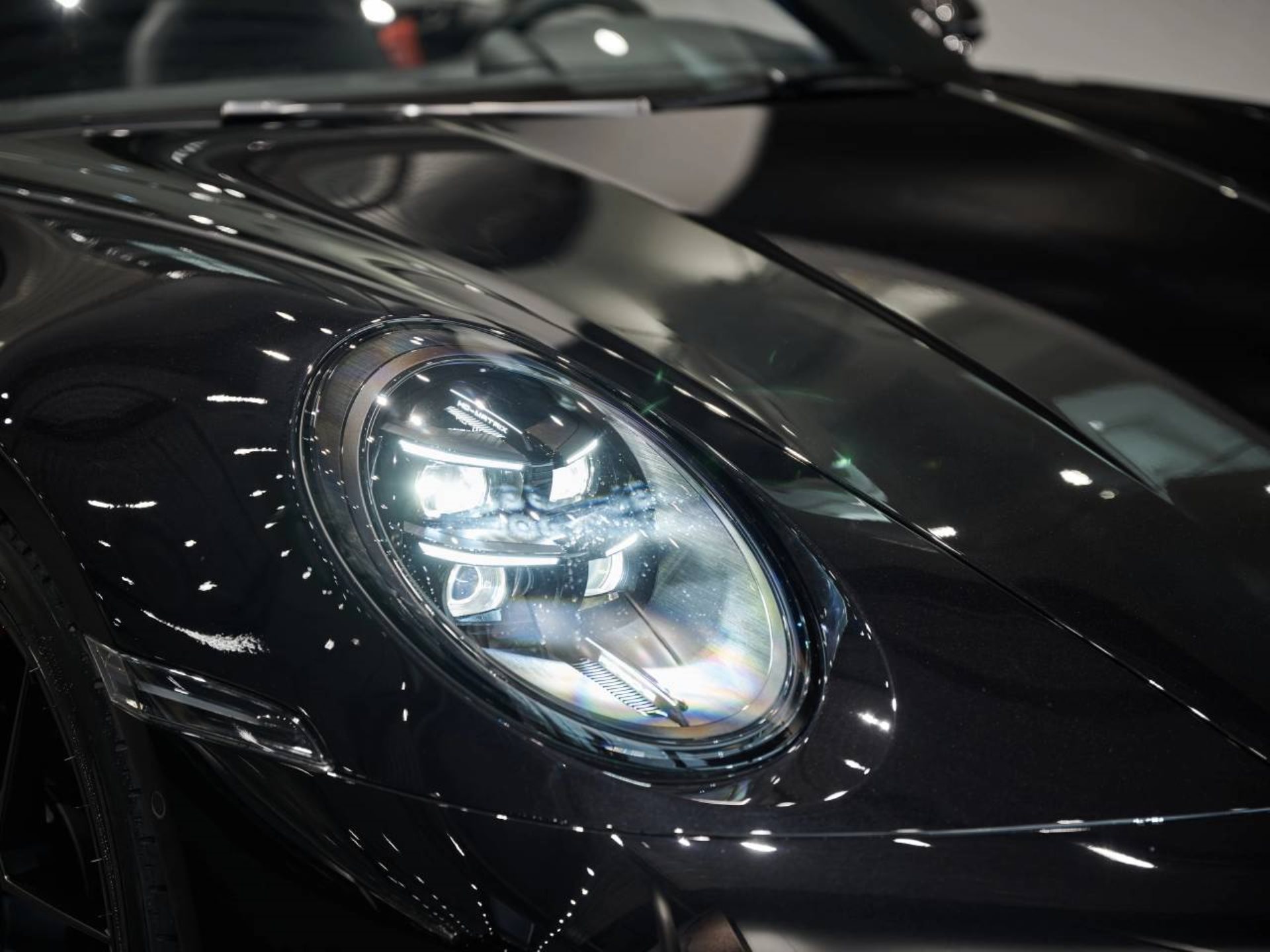 PORSCHE 911 Carrera GTS Cabriolet-image-30
