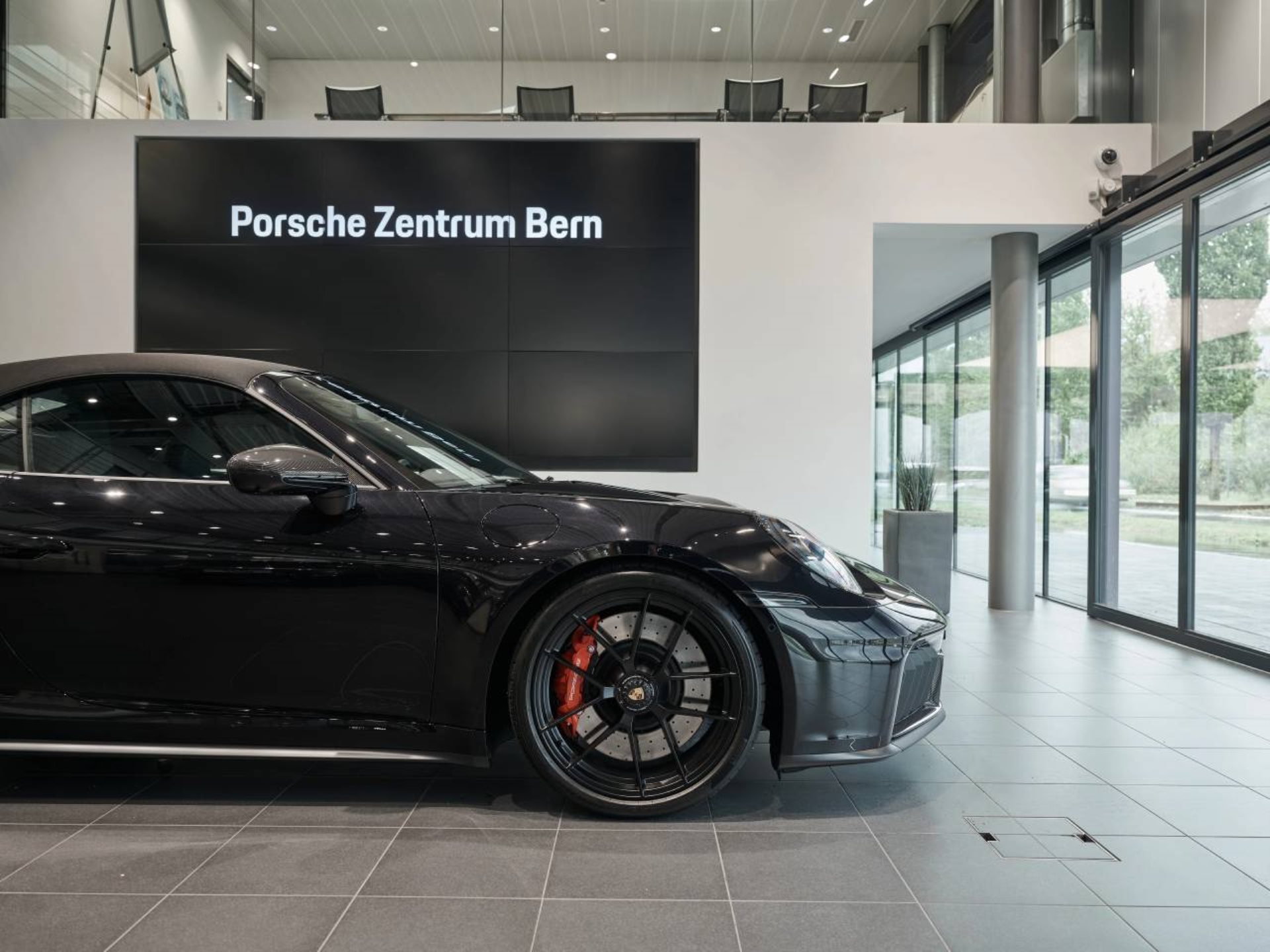 PORSCHE 911 Carrera GTS Cabriolet-image-20