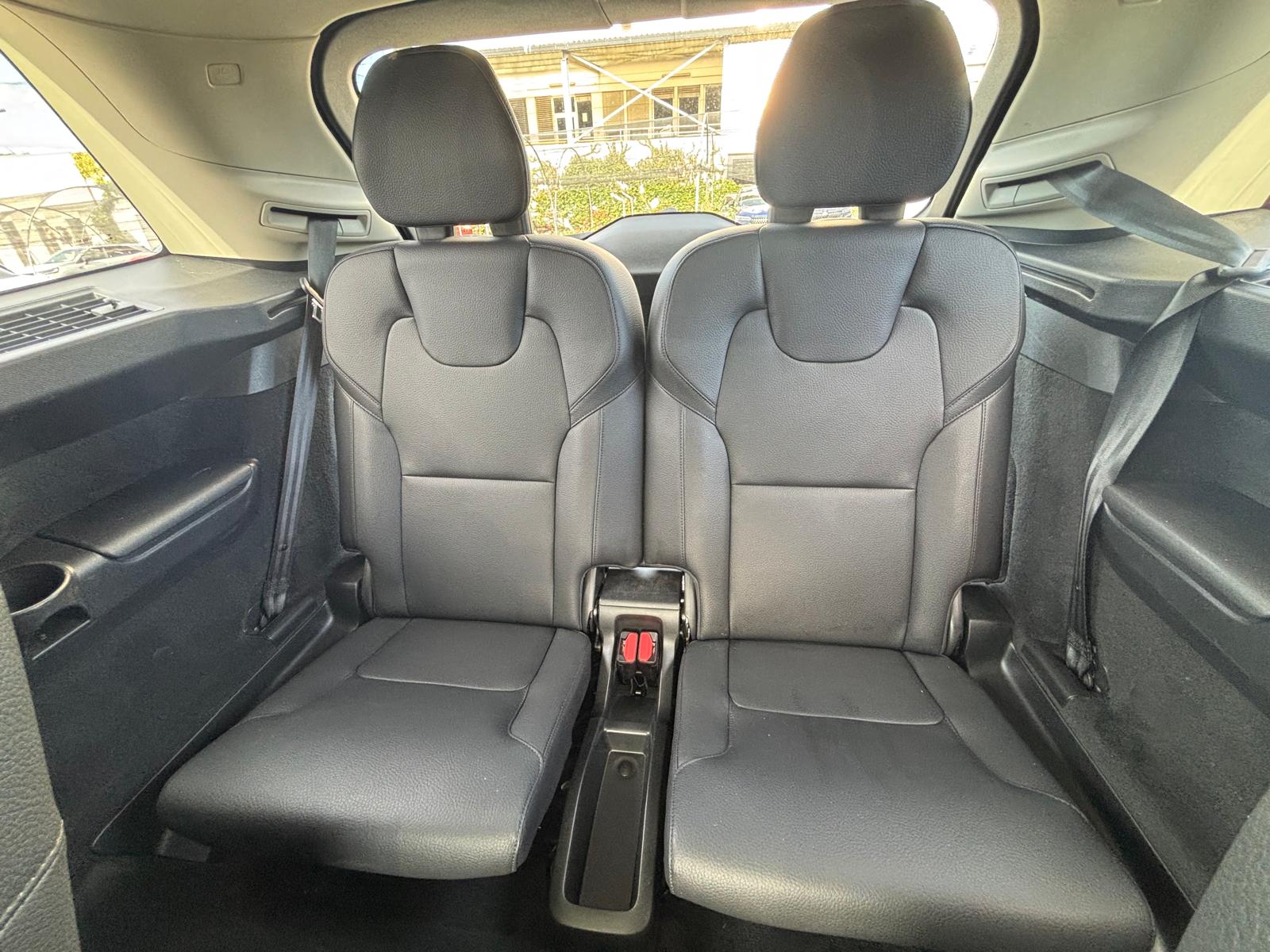 VOLVO XC90 B6 Benzin Mild Hybrid AWD Inscription Geartronic-image-15