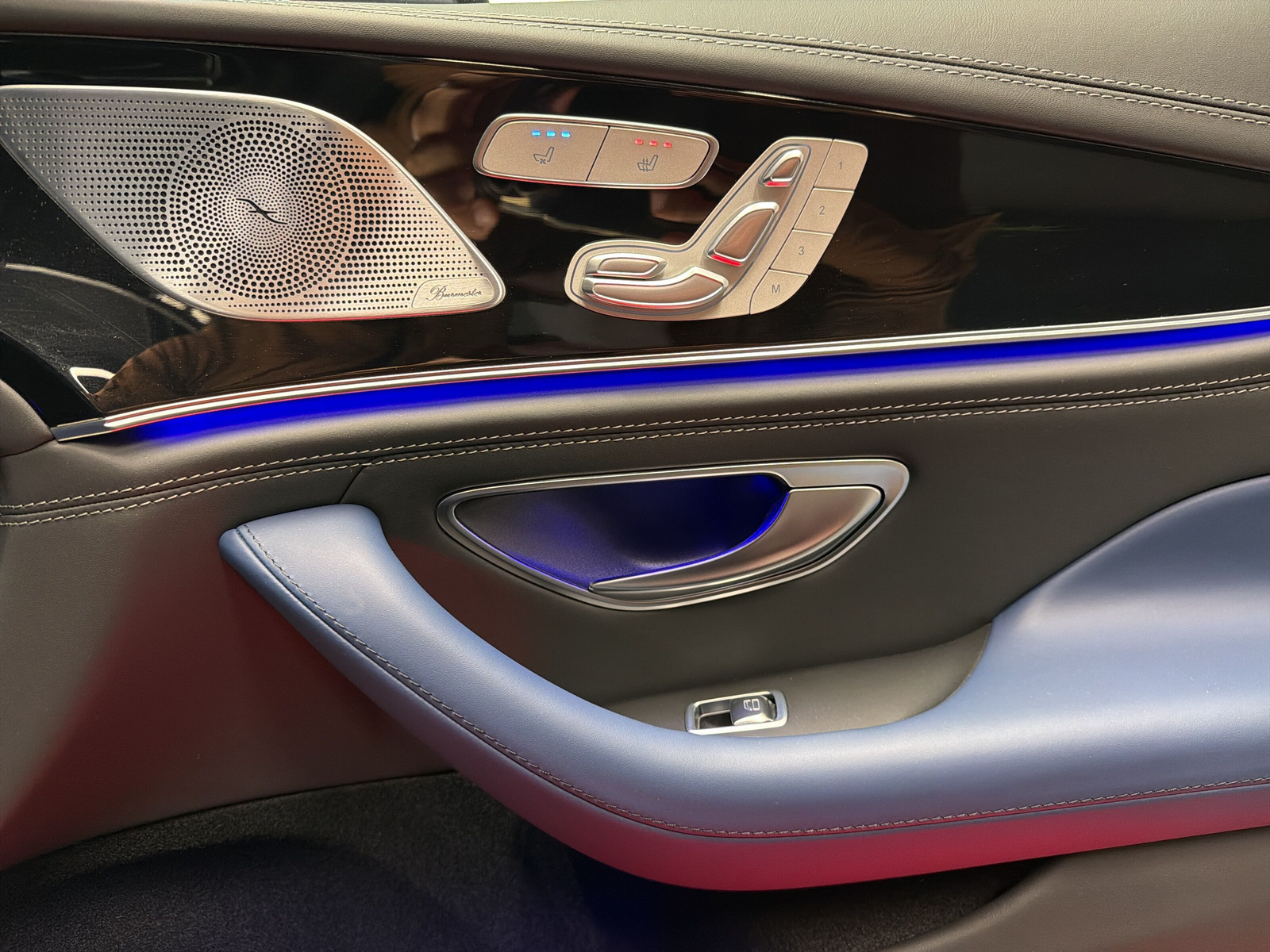 MERCEDES-BENZ AMG GT 4 53 4Matic+ Speedshift TCT-image-16