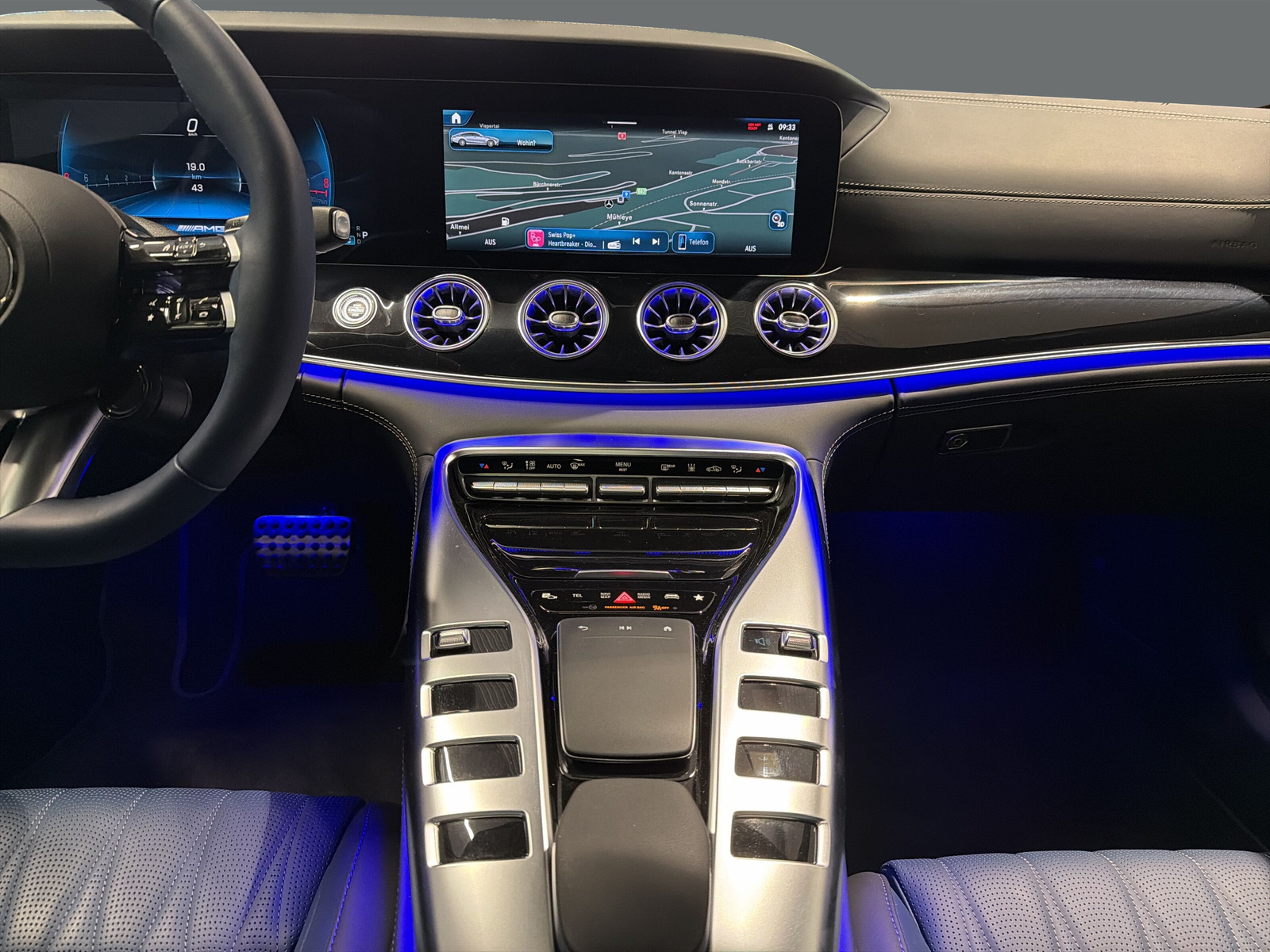 MERCEDES-BENZ AMG GT 4 53 4Matic+ Speedshift TCT-image-14