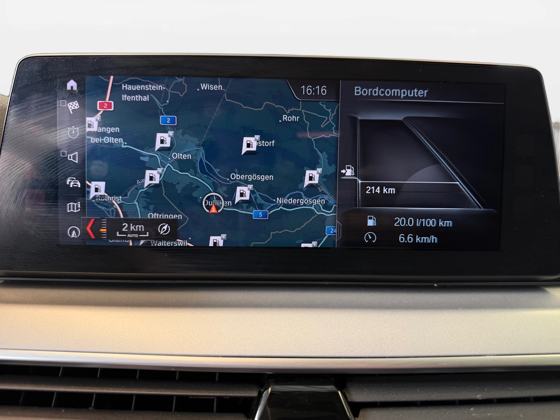 BMW 520d Steptronic | Frisch MFK | Navi | Adaptiv LED | Driving Assistant-image-17