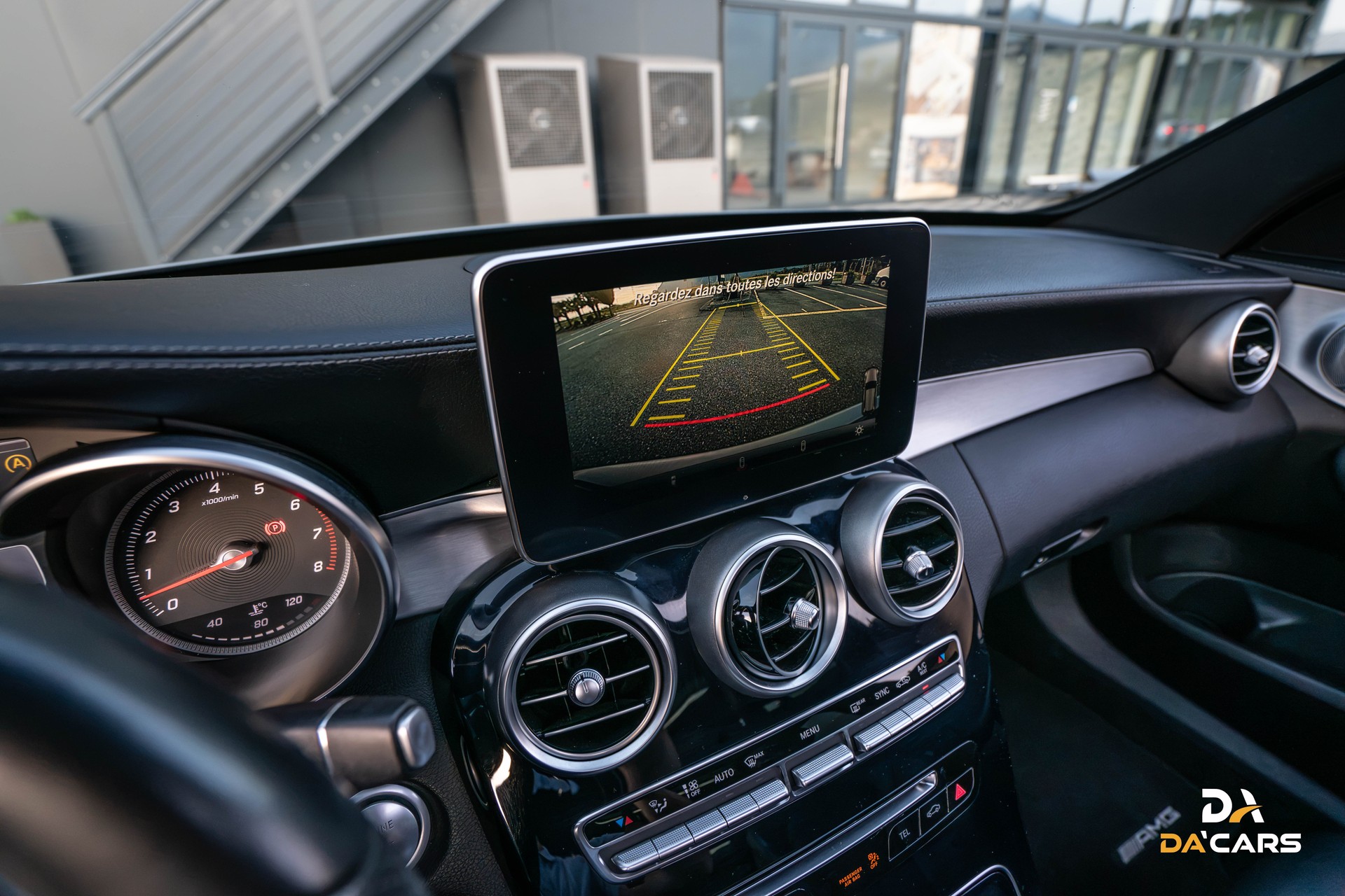 MERCEDES-BENZ C 400 AMG Line 4Matic 7G-Tronic-image-13